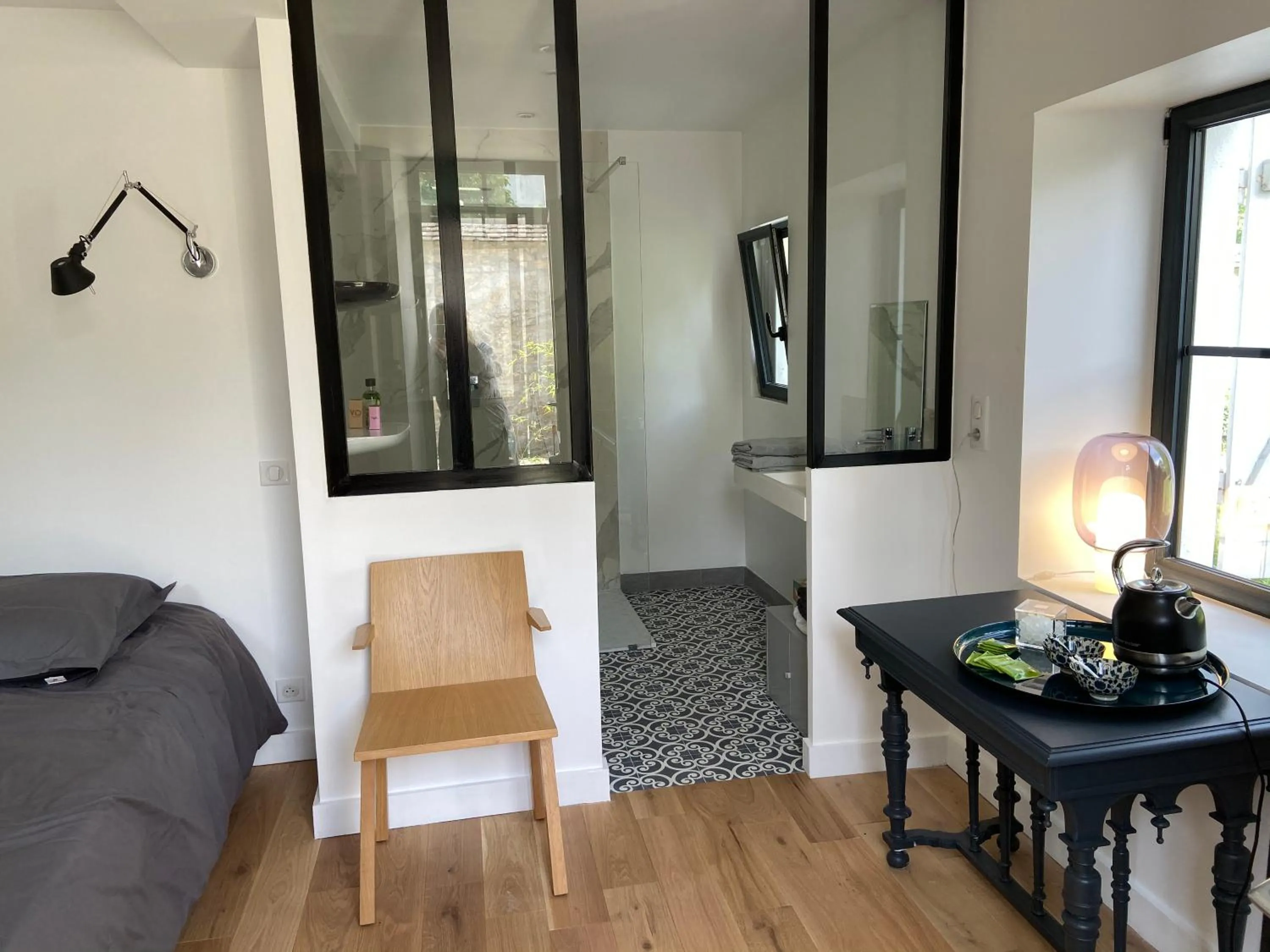 Cocon en lisière de forêt