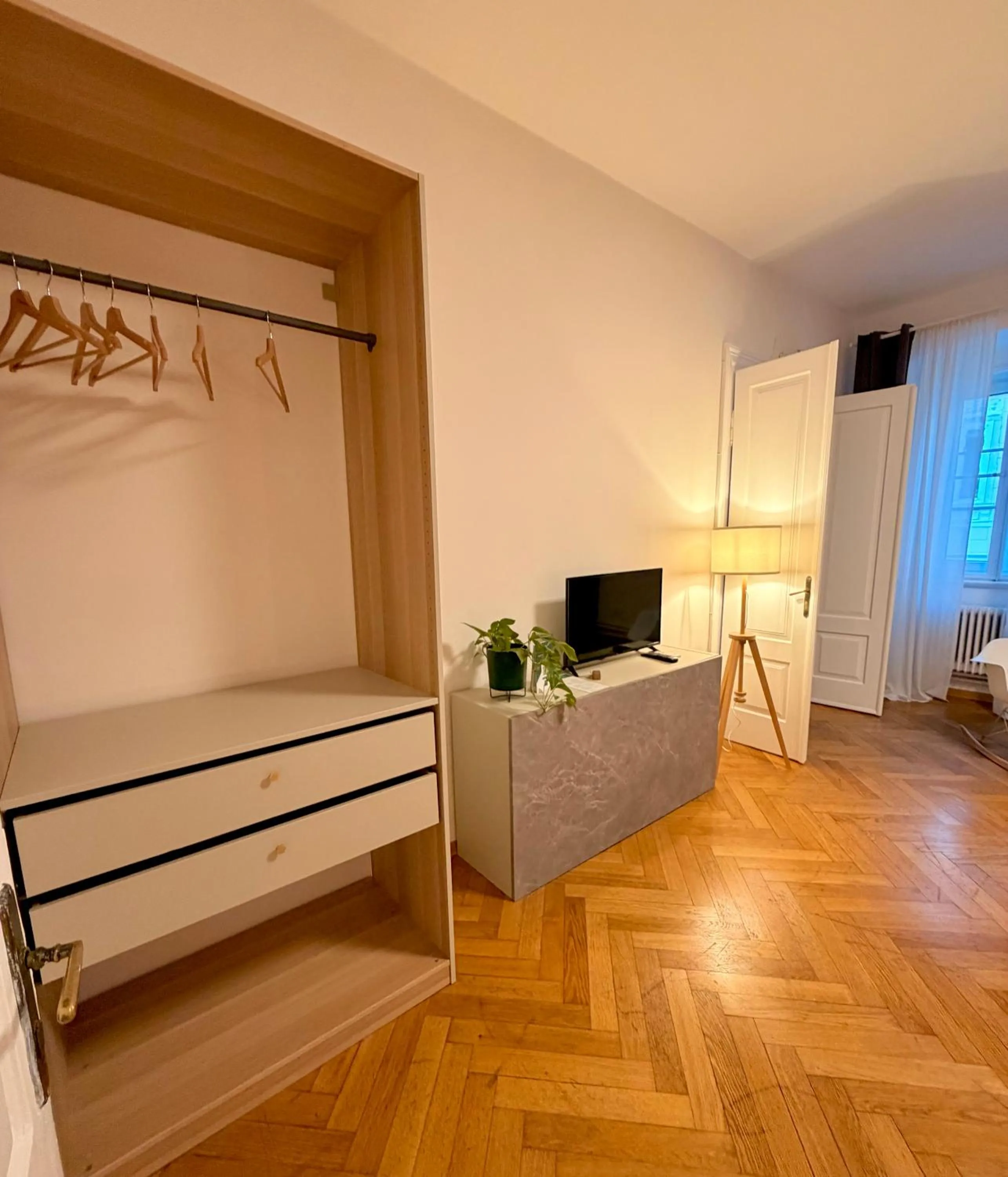 TV and multimedia, Bed in Crops City Stay