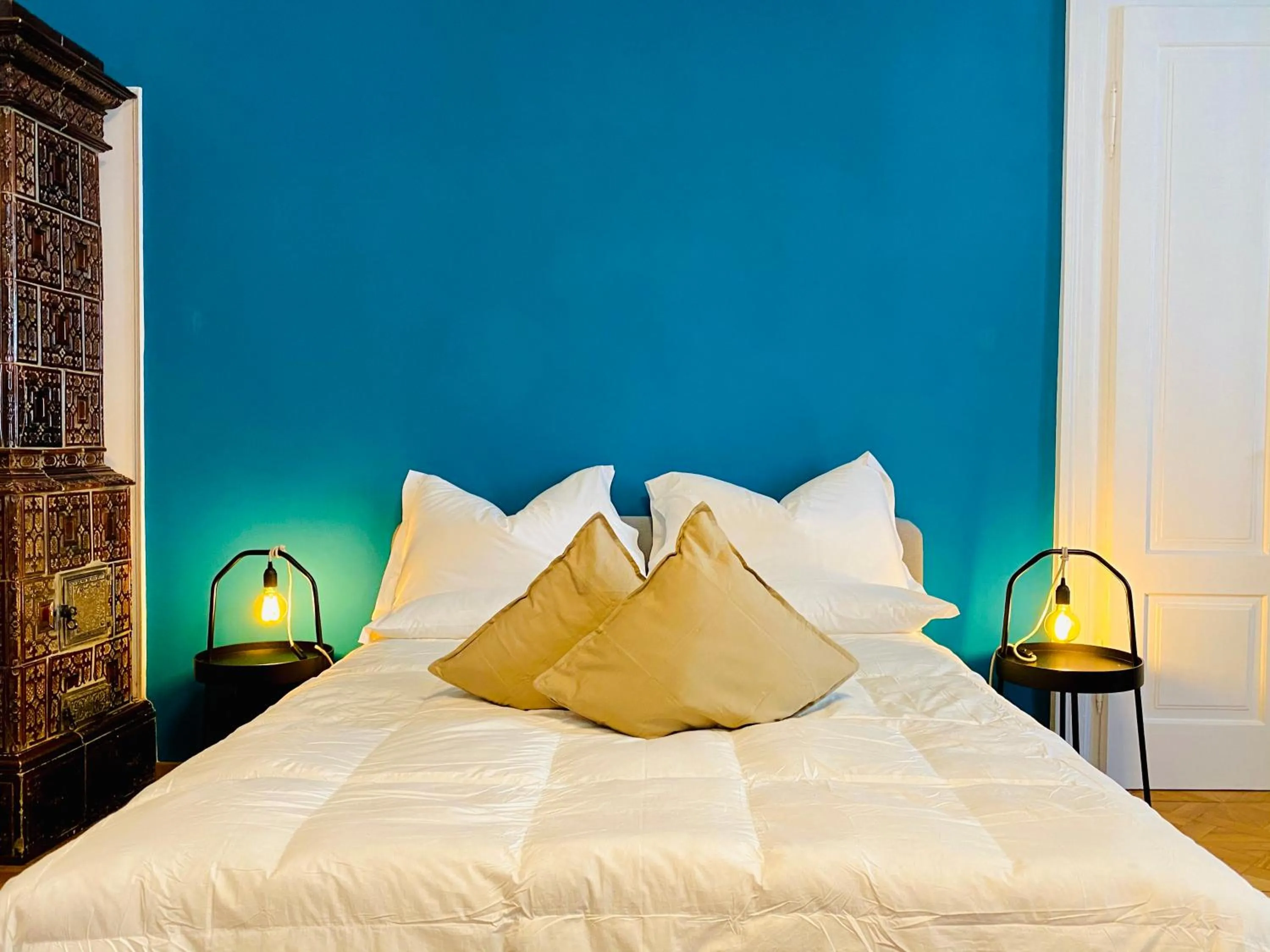 Photo of the whole room, Bed in Crops City Stay