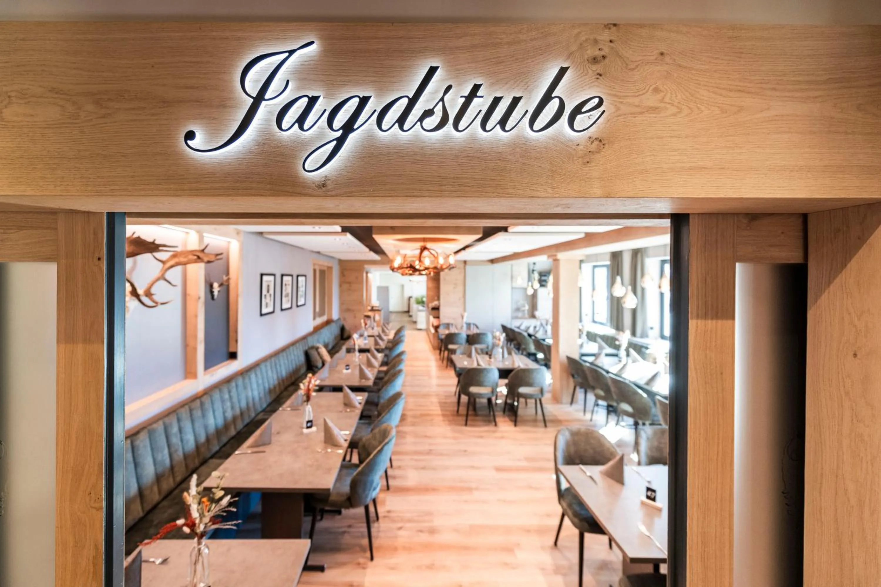 Restaurant/places to eat in Hotel Hennies