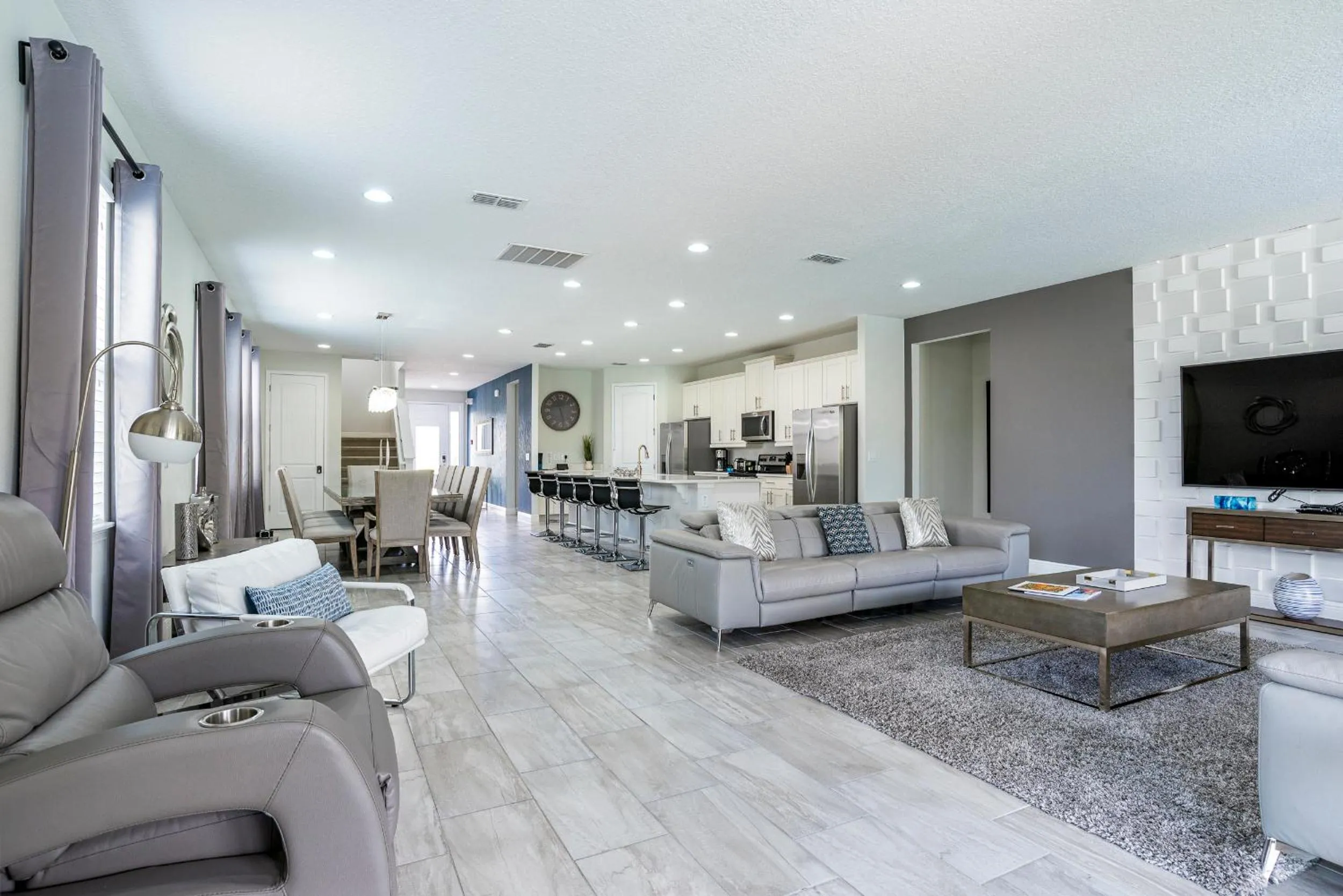 Living room in Upscale Modern Getaway home with heated pool/hot tub, 9 beds 8.5 bath Sleeps 18+