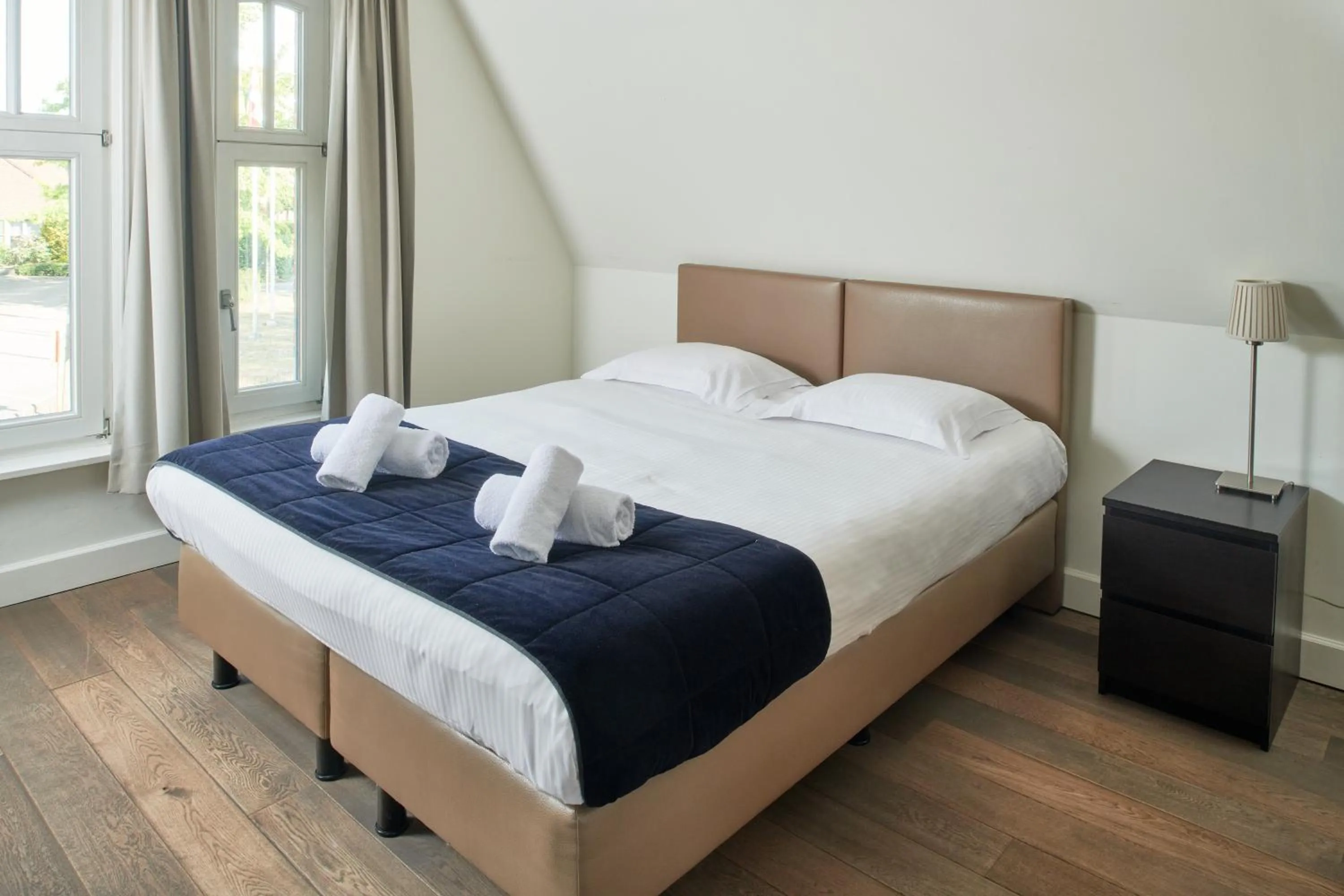 Bathroom, Bed in De Statie