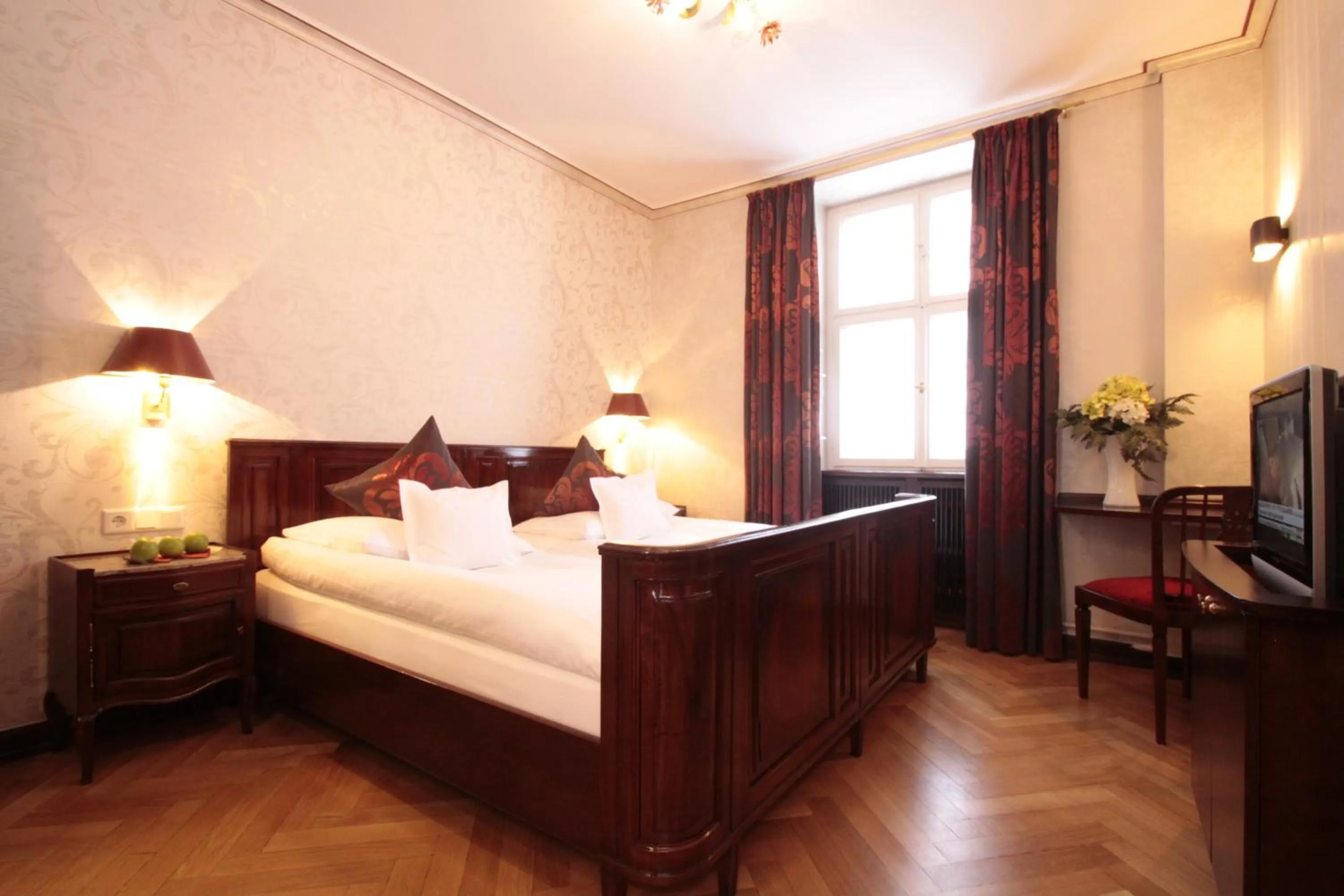Bed in Boutiquehotel Oberkirch im Zentrum