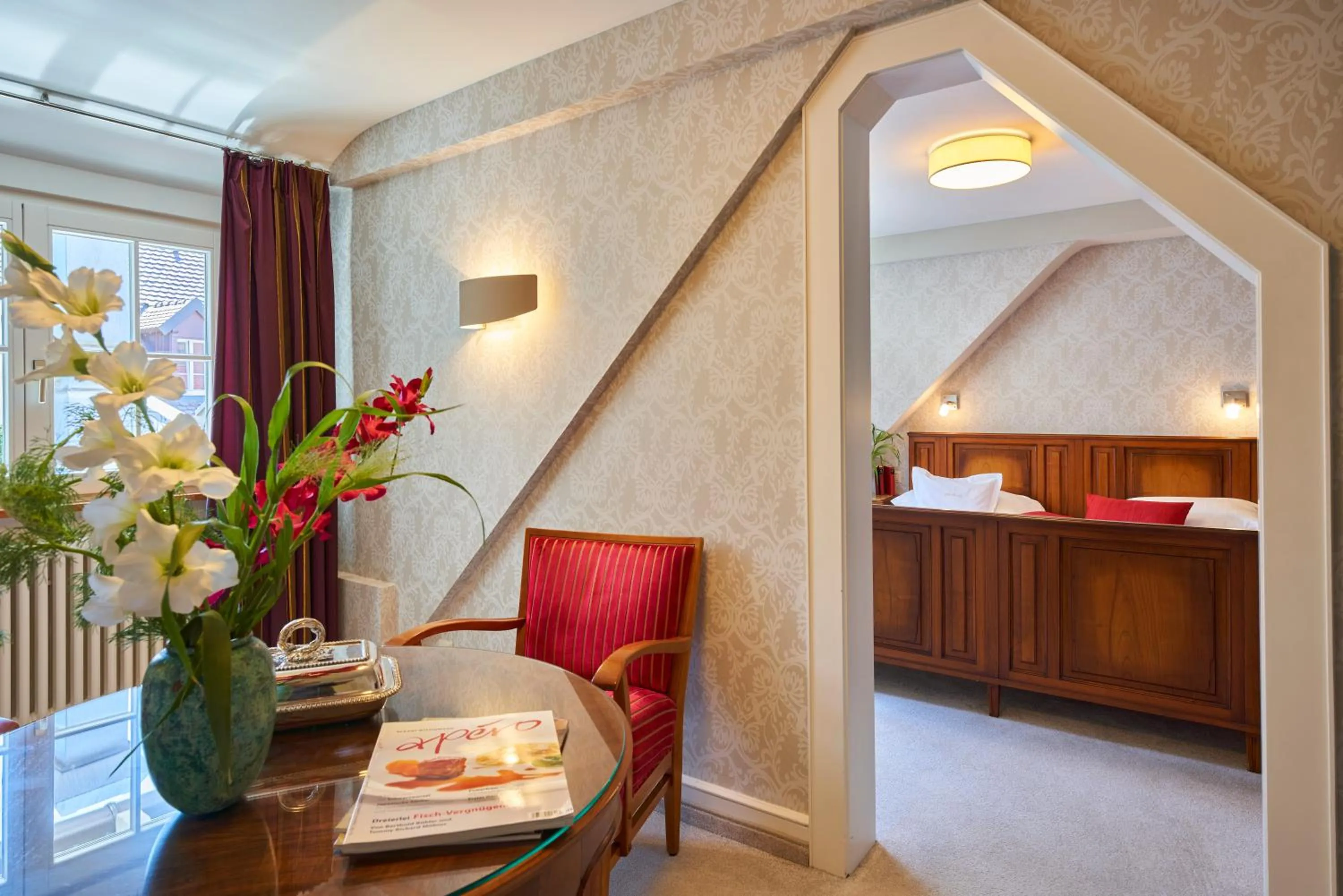 Photo of the whole room, Bed in Boutiquehotel Oberkirch im Zentrum