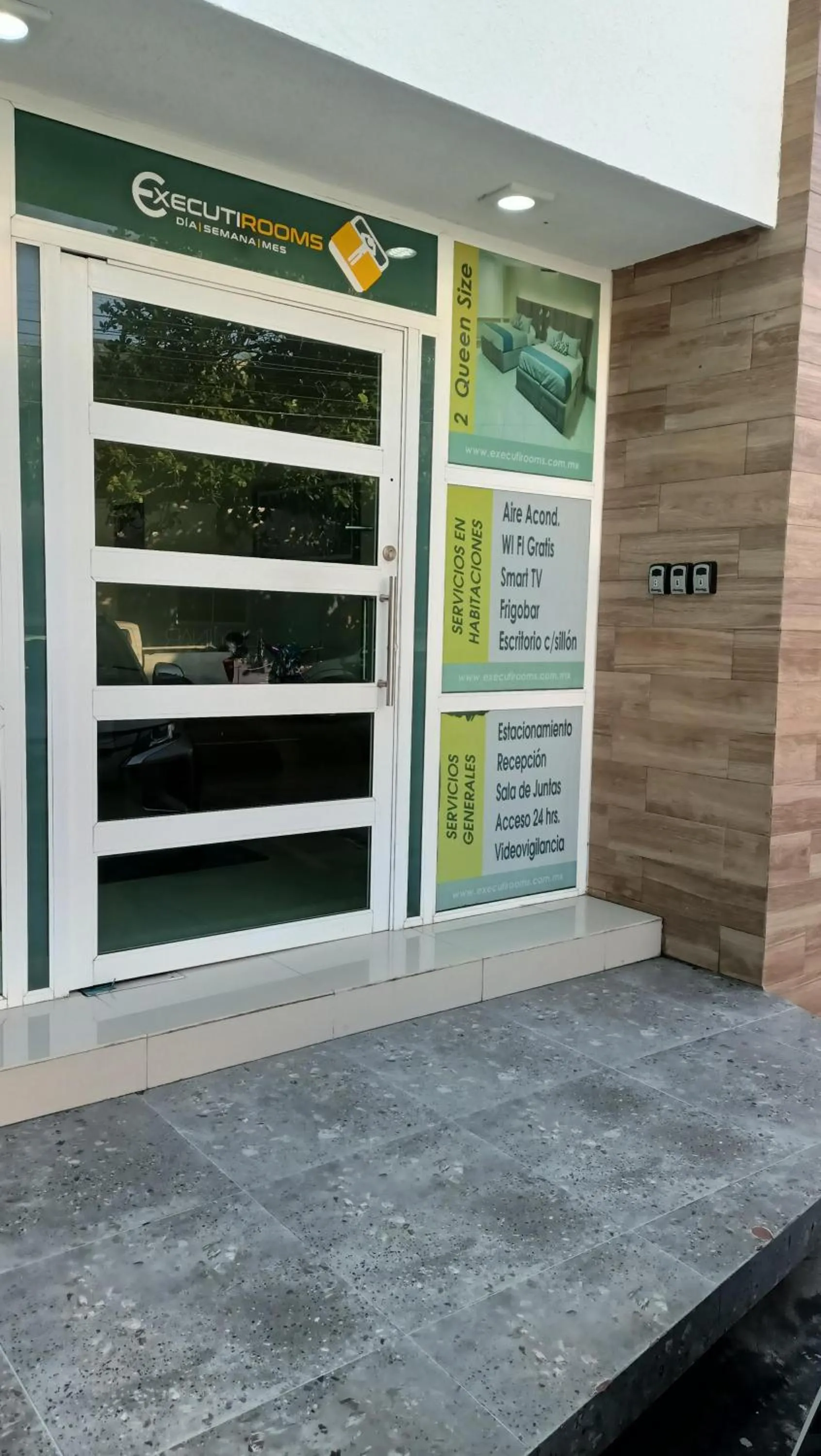 Property building in EXECUTIROOMS VERACRUZ