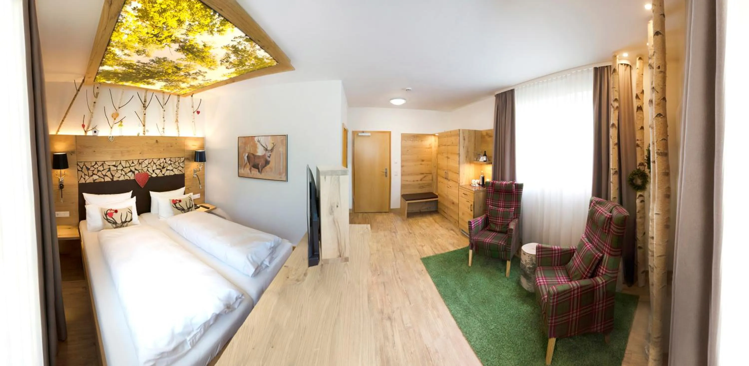 Photo of the whole room, Bed in Das Waldhotel - Genuss & Wellness am Notschreipass