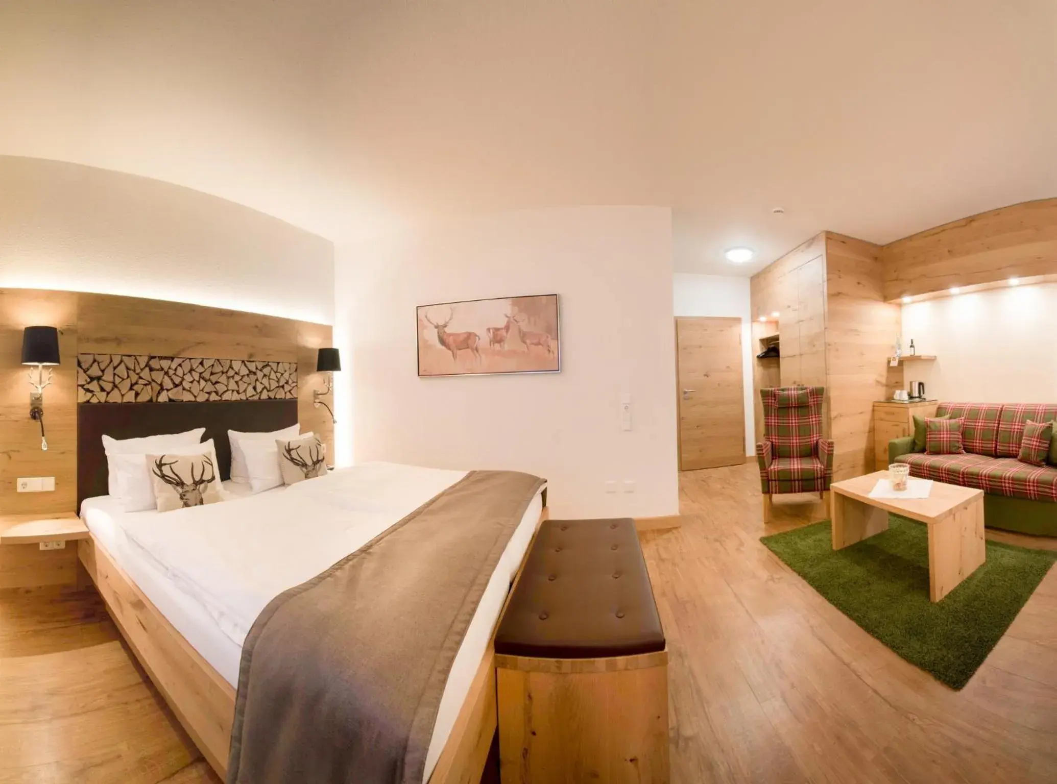 Superior Junior Suite - single occupancy in Das Waldhotel - Genuss & Wellness am Notschreipass Superior Junior Suite - single occupancy in Das Waldhotel - Genuss & Wellness am Notschreipass