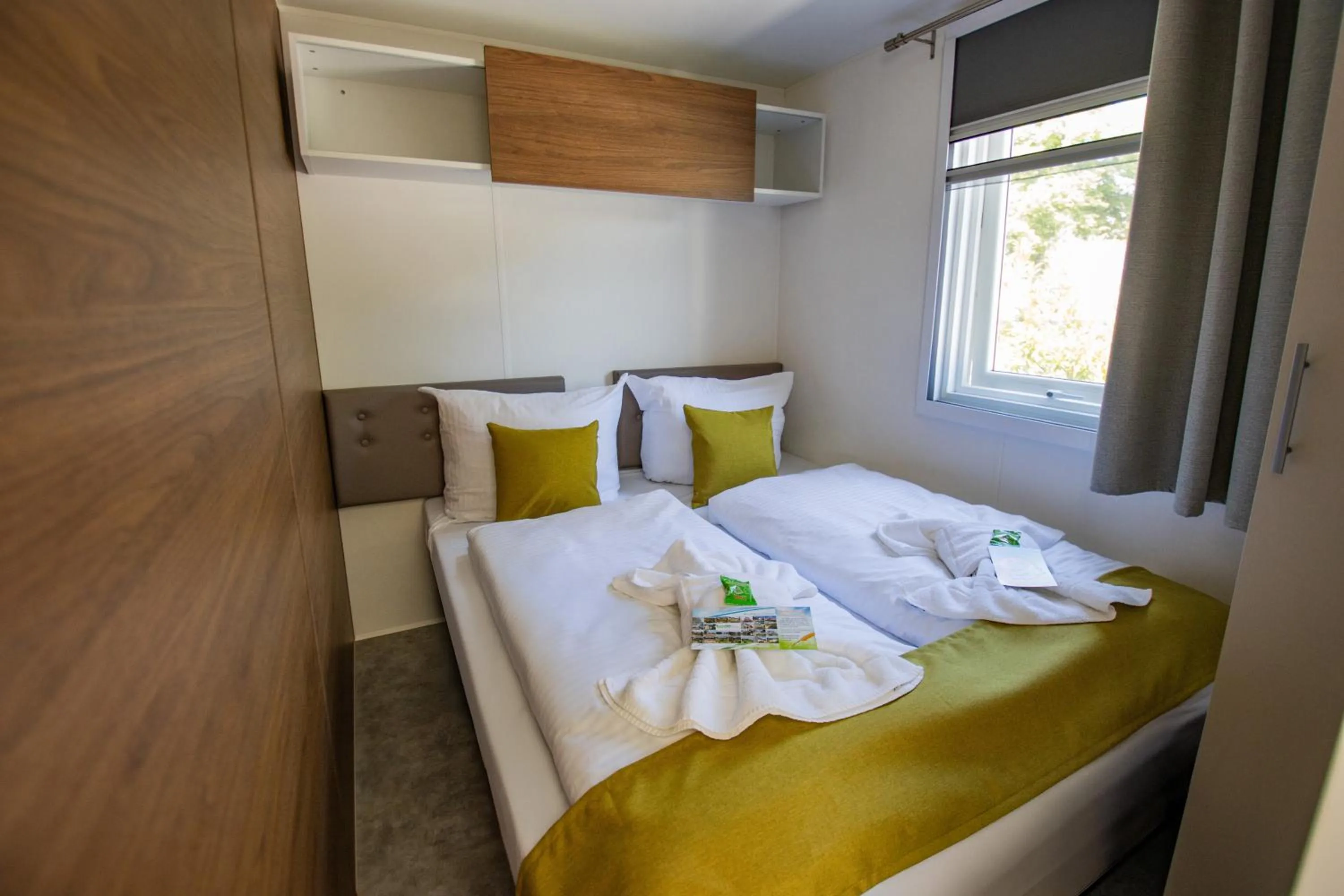 Photo of the whole room, Bed in Ferien Hotel Spreewald