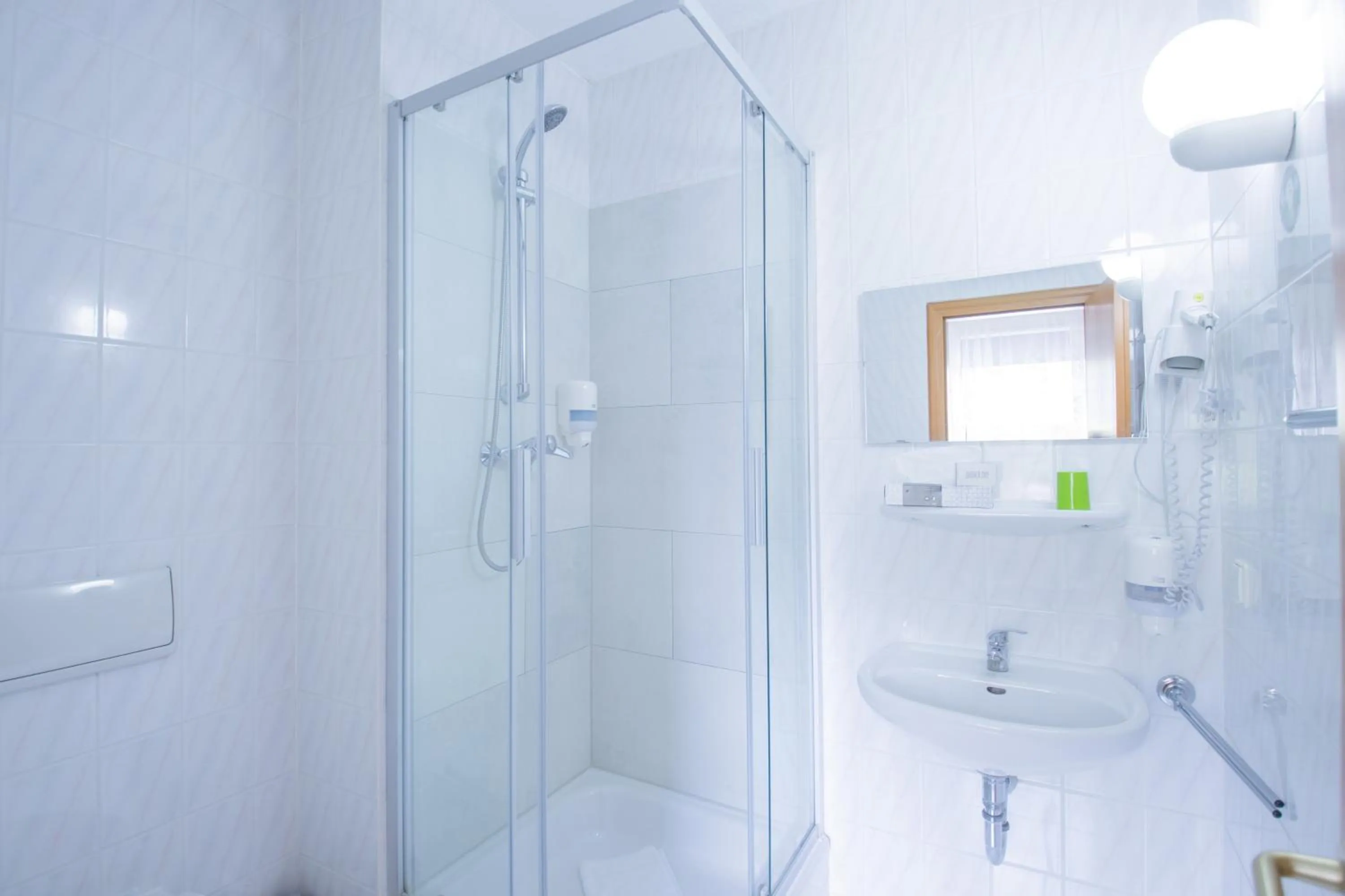 Bathroom in Ferien Hotel Spreewald