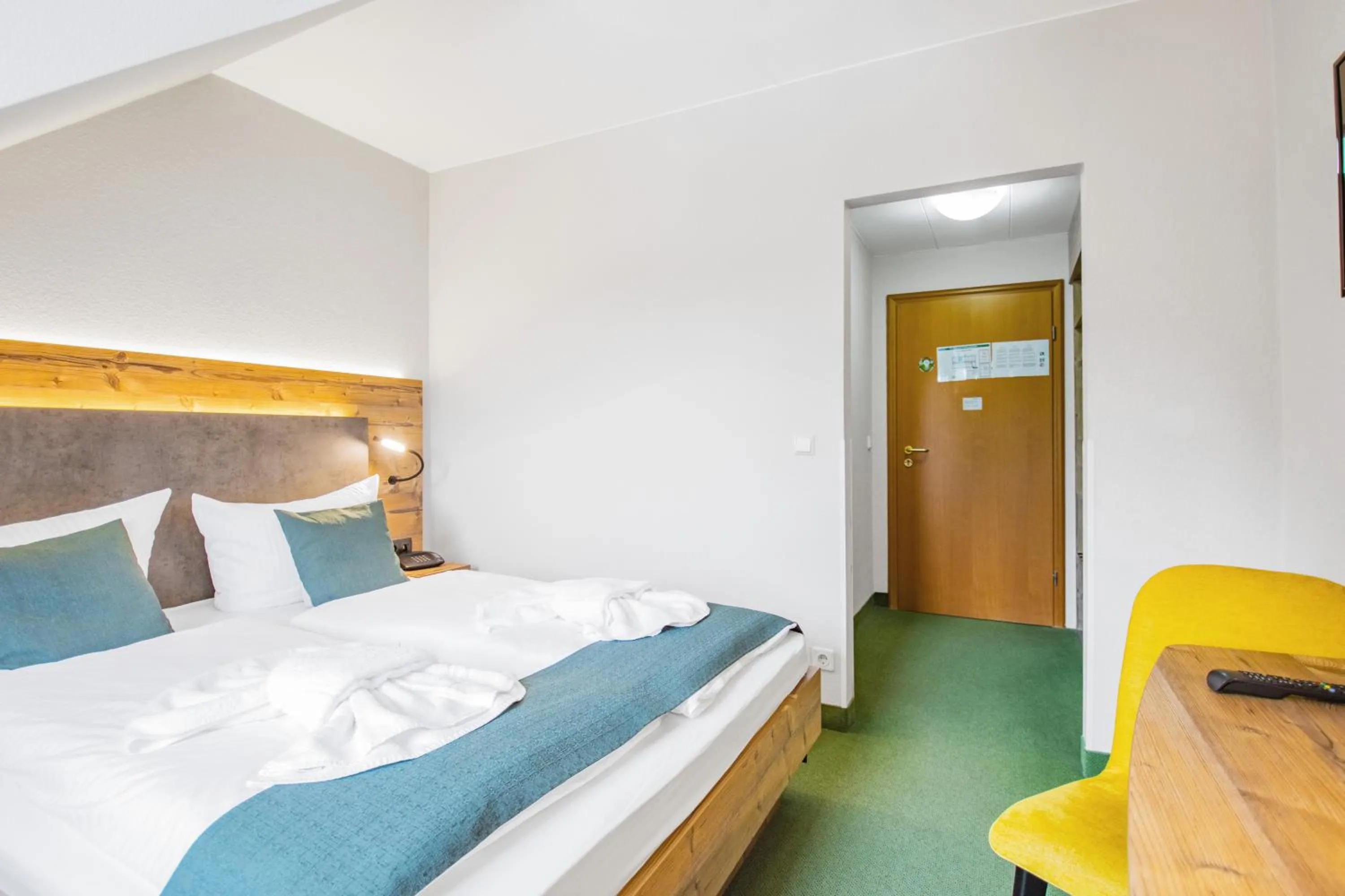 Photo of the whole room, Bed in Ferien Hotel Spreewald