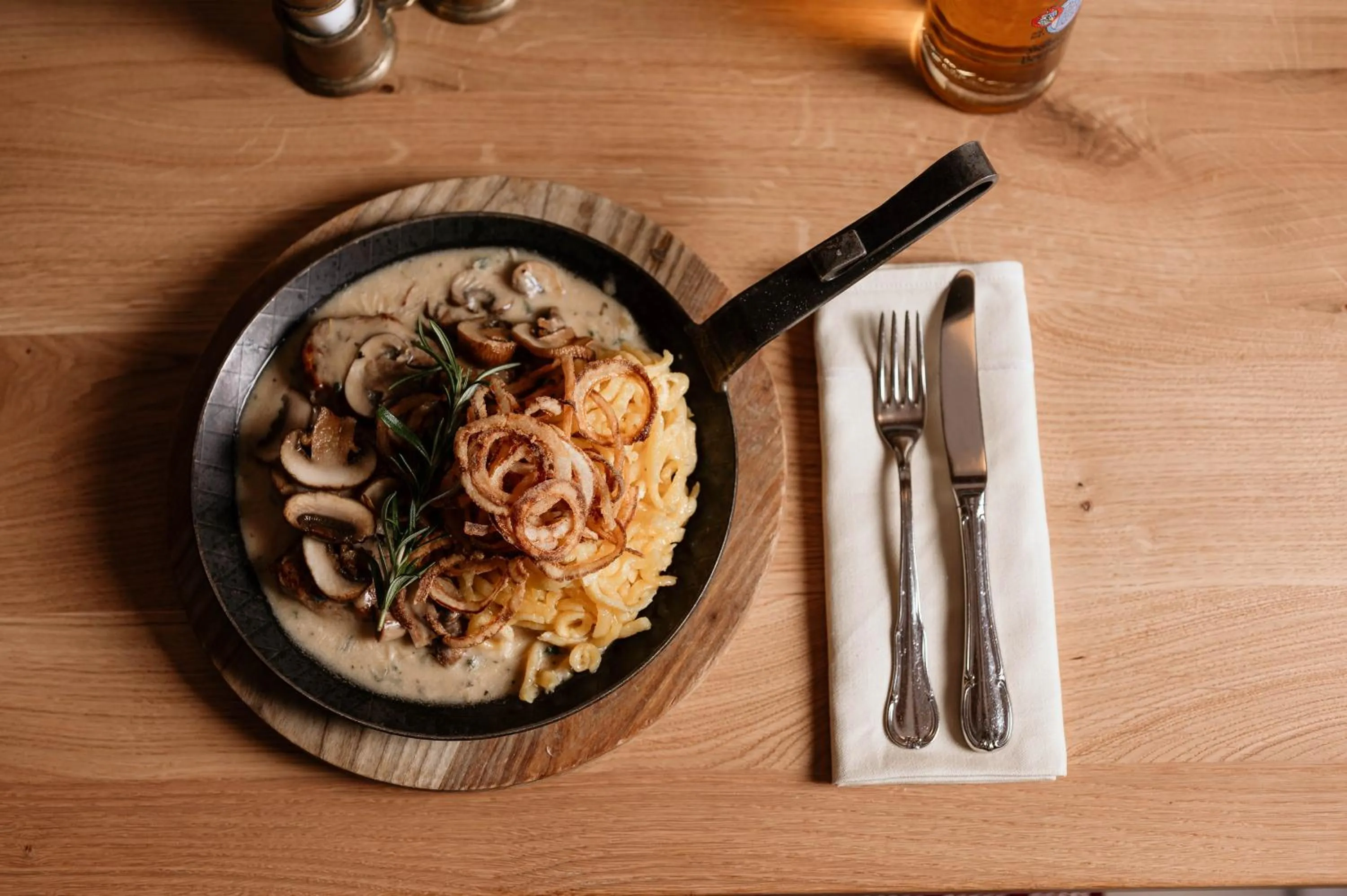 Restaurant/places to eat in Hotel Neuhäusl Superior