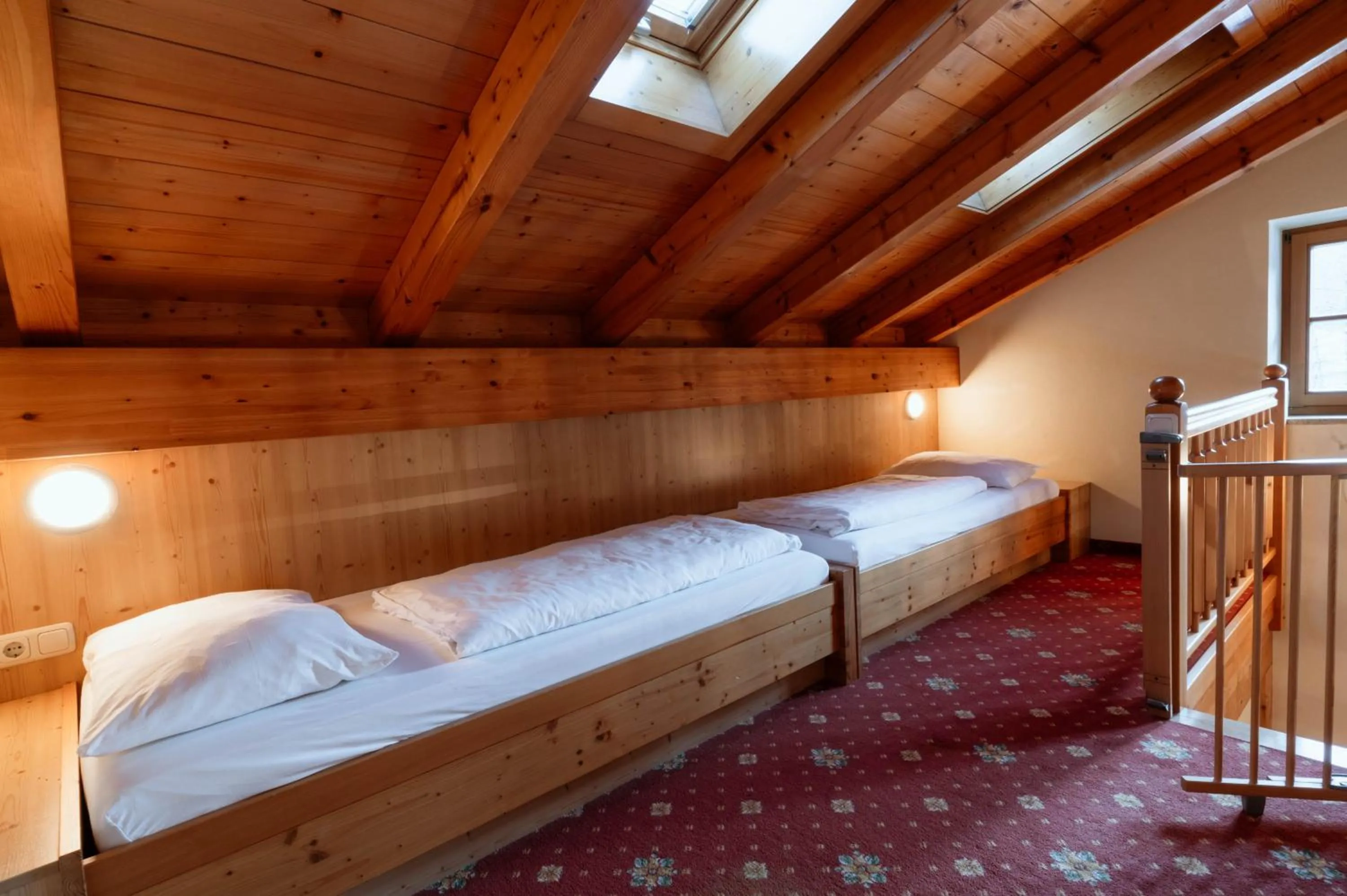 Photo of the whole room, Bed in Hotel Neuhäusl Superior