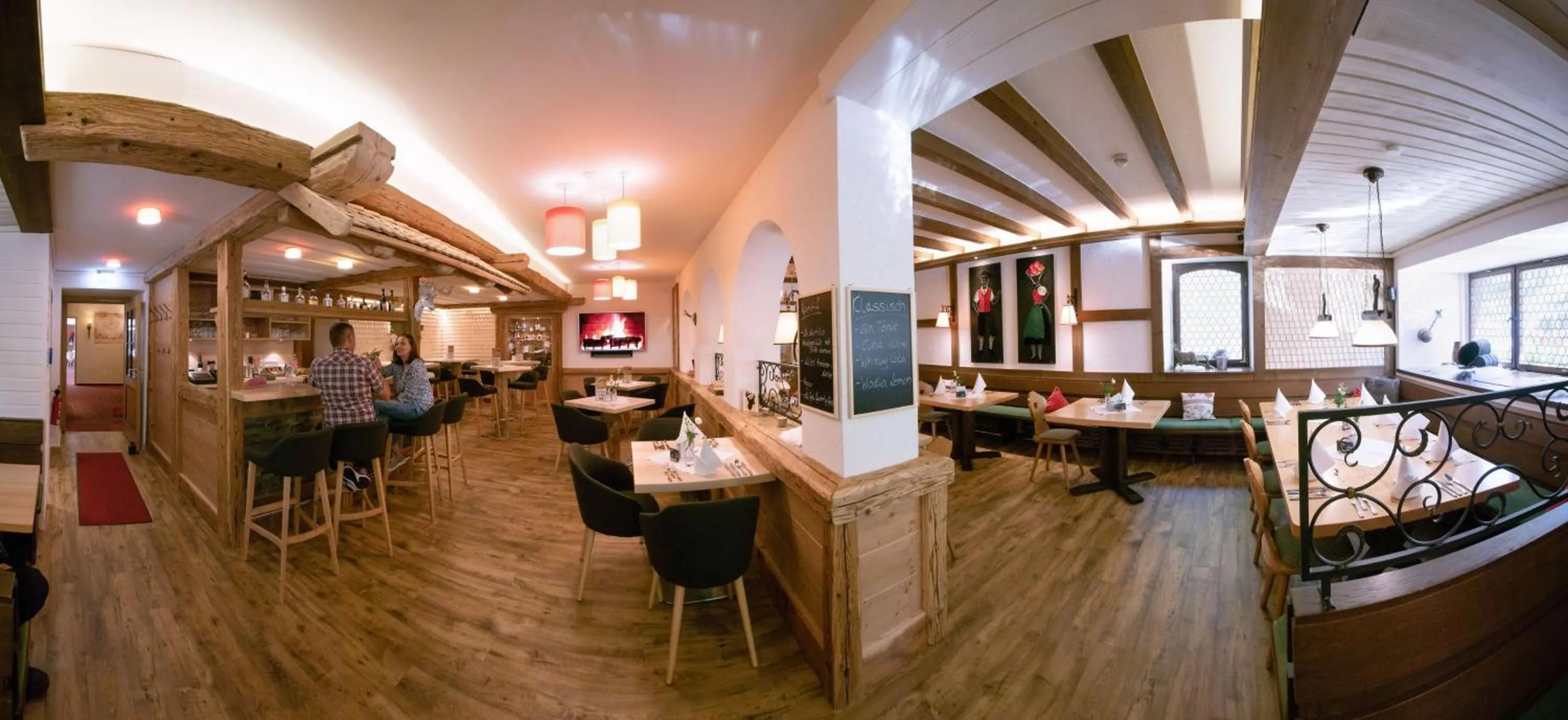 Restaurant/places to eat in Grüner Baum Naturparkhotel & Schwarzwald-Restaurant