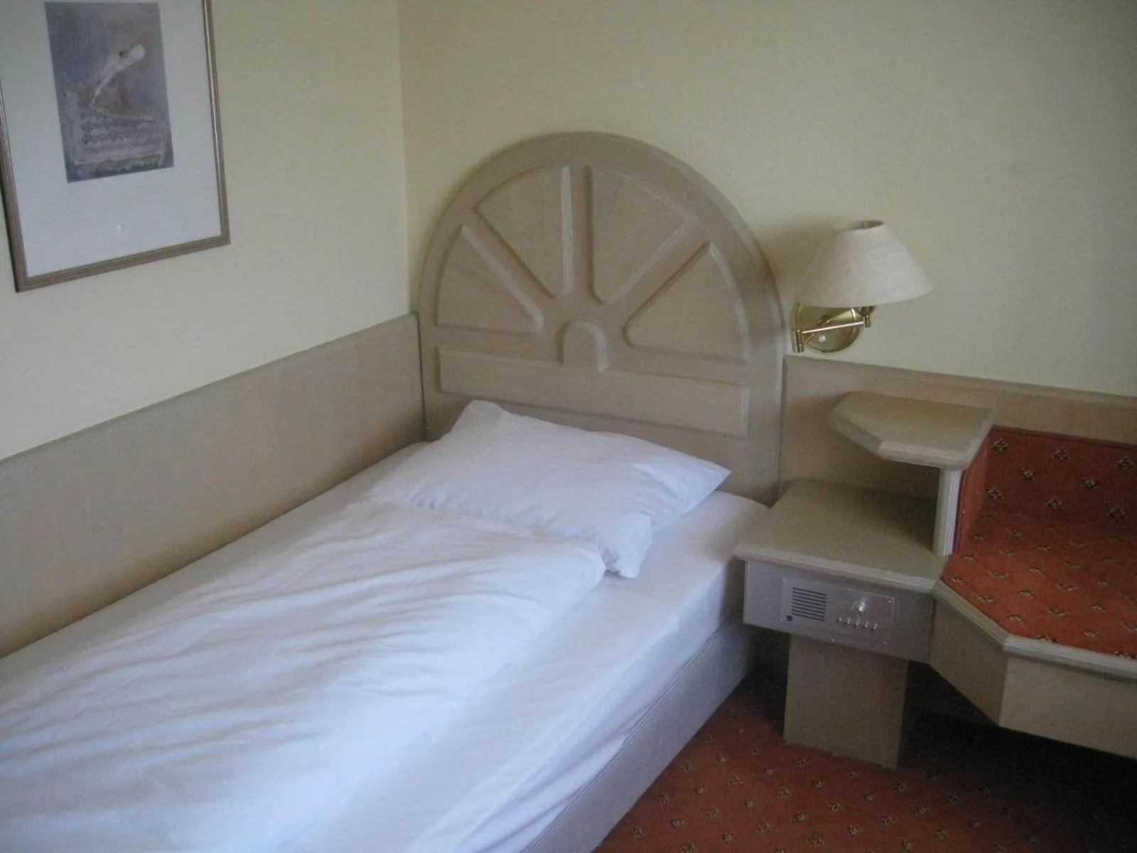 Bed in Abakus-Hotel