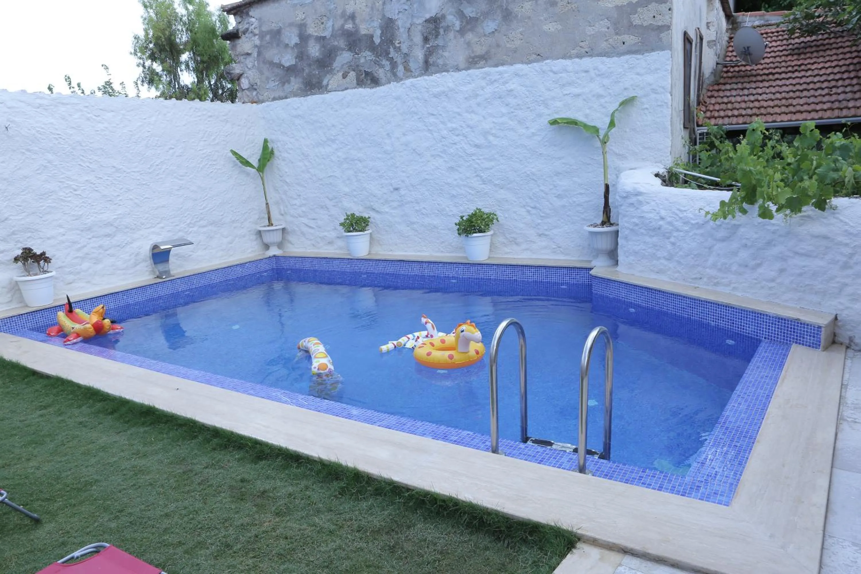 Pool view in Cielo limon butik otel