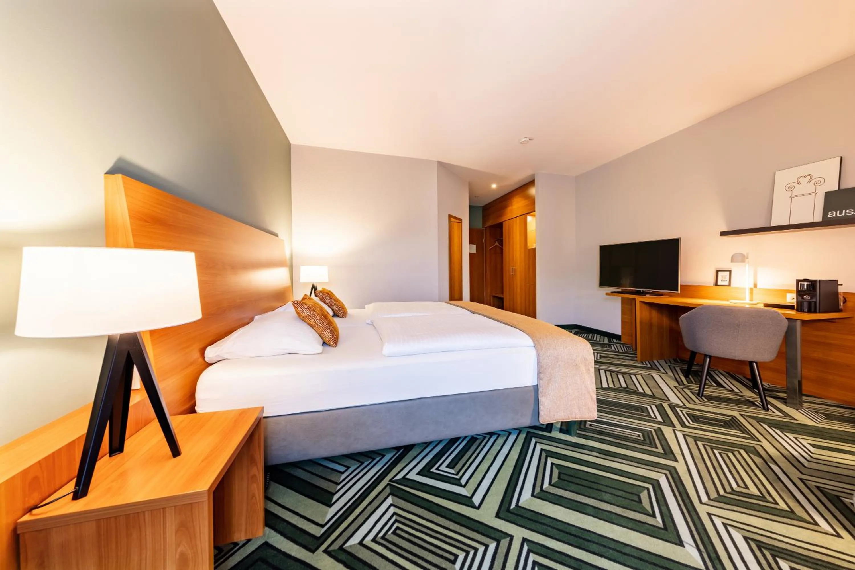 Bed in Parkhotel Maximilian Ottobeuren