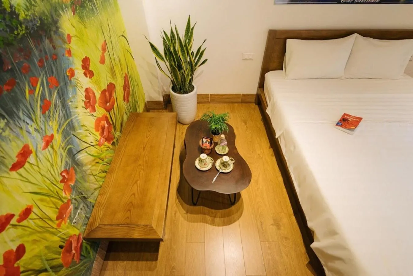 Seating area, Bed in The Autumn Homestel