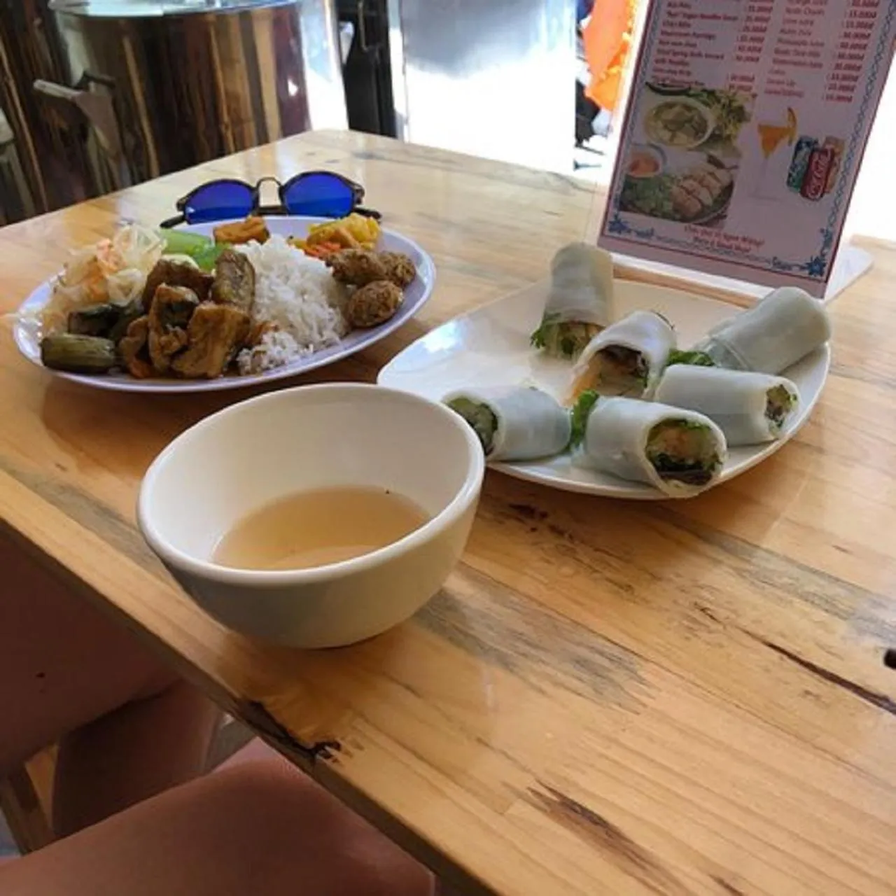 Restaurant/places to eat in The Autumn Homestel