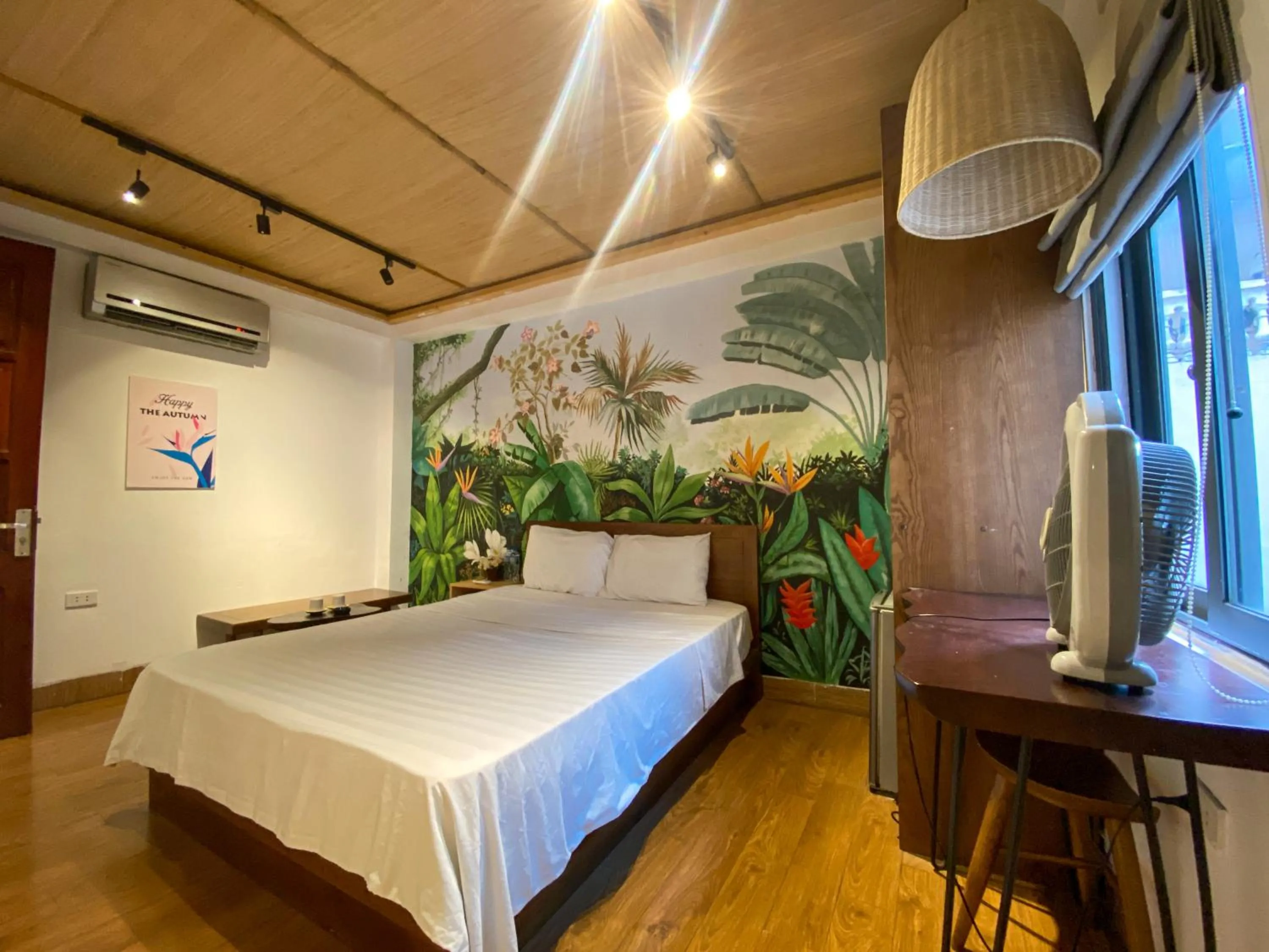 Photo of the whole room, Bed in The Autumn Homestel