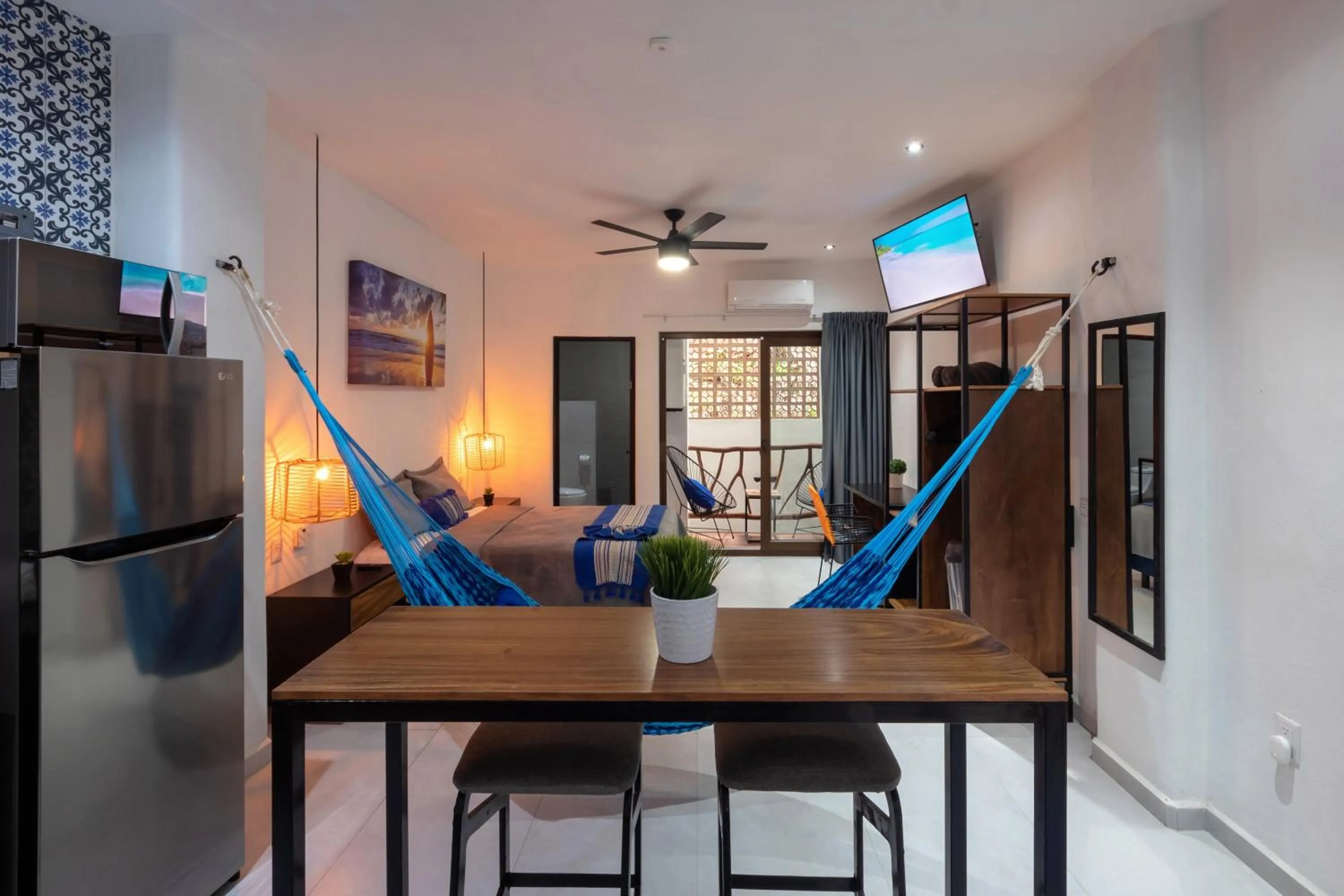 Dining area in Casa Makawe ONLY ADULTS