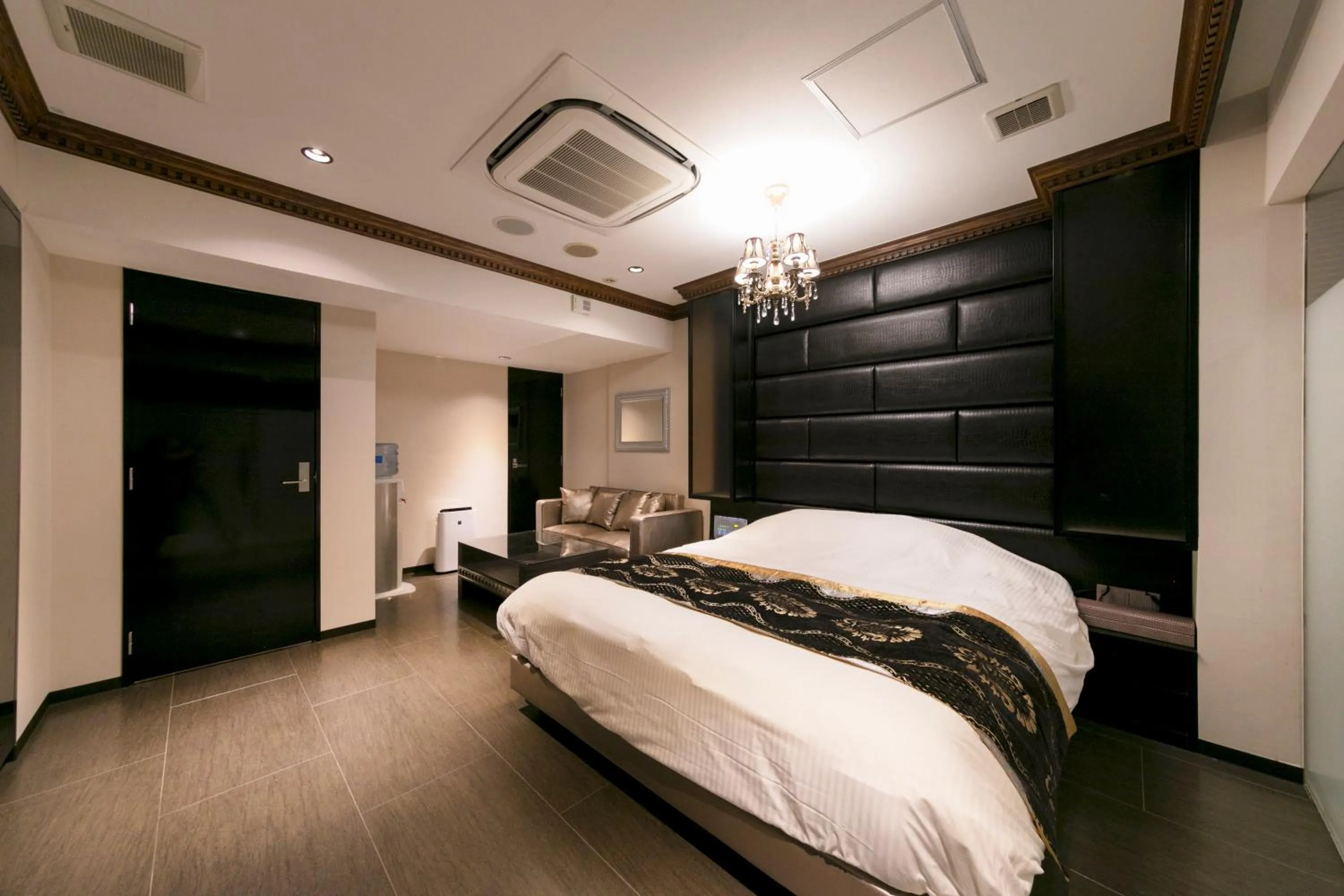 Bed in HOTEL ELDIA (Adult Only)