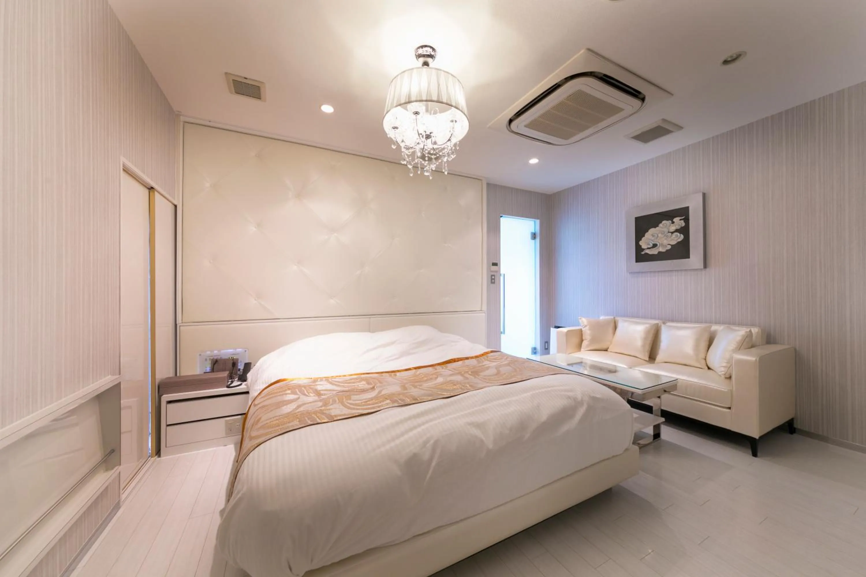 Bed in HOTEL ELDIA (Adult Only)