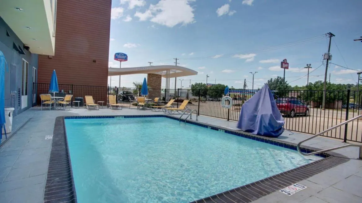 Pool view in Fairfield Inn and Suites by Marriott Natchitoches