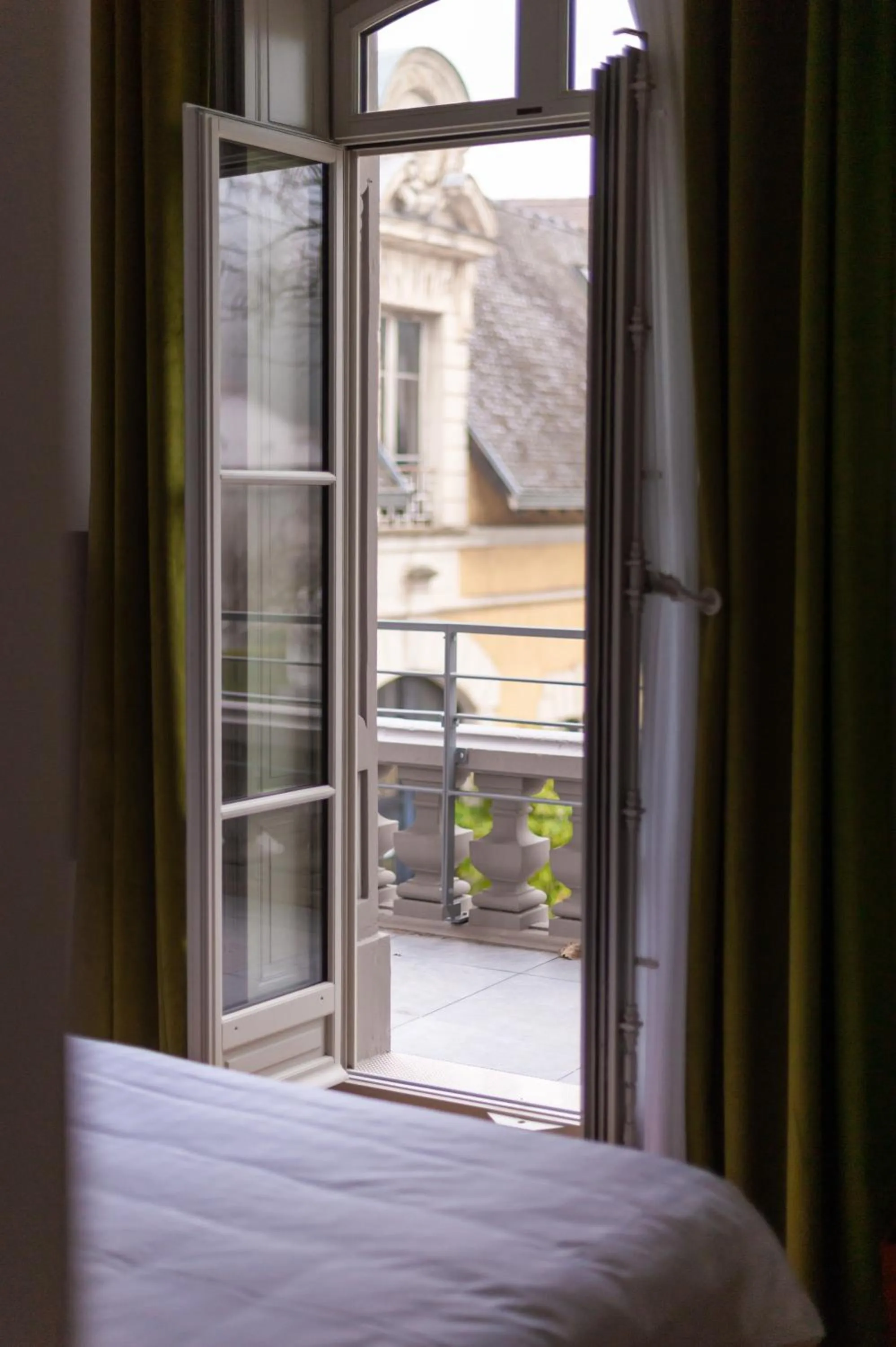 Bed in Hôtel Mille Pas