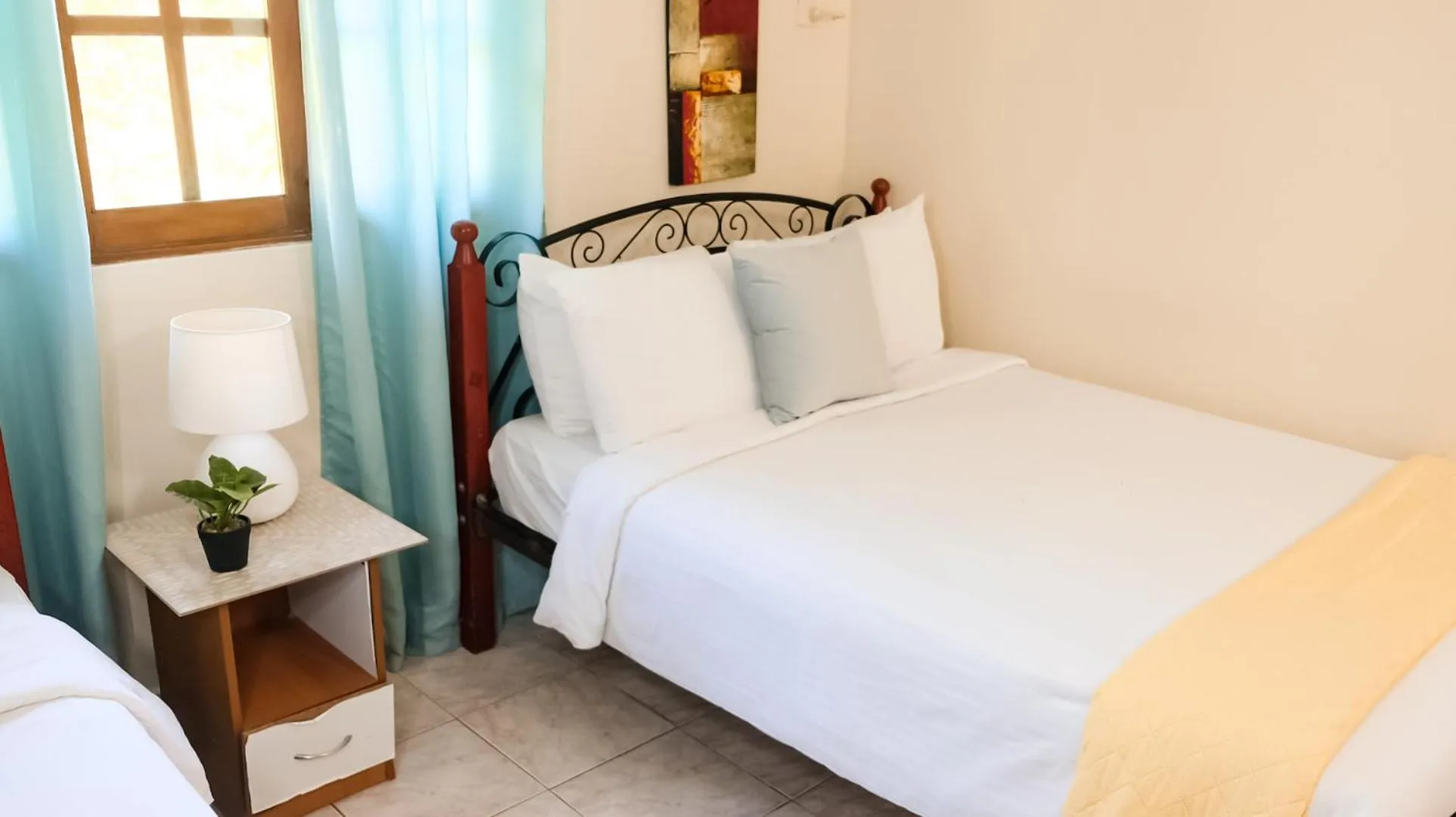 Bed in Hotel Sol y Mar