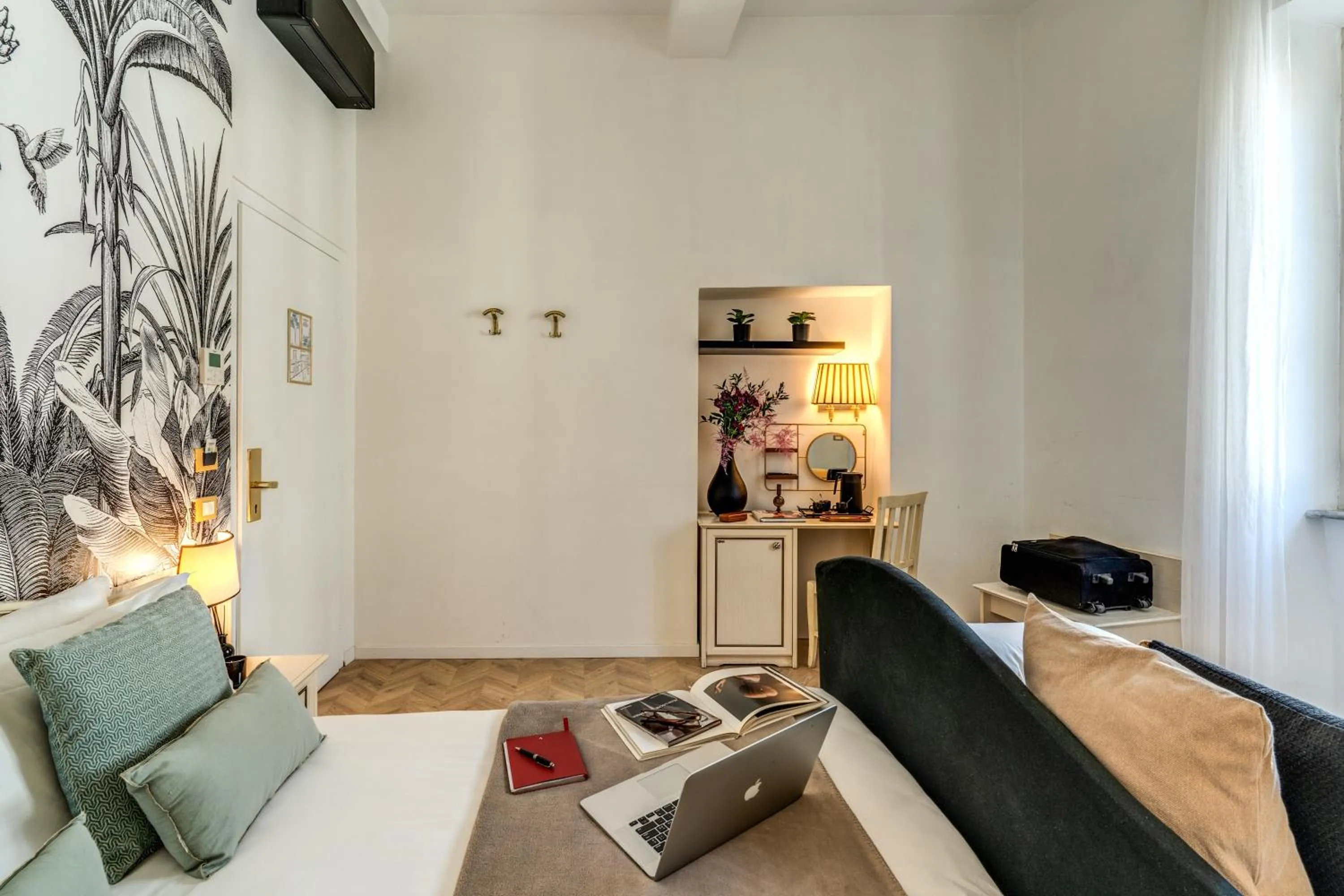 Decorative detail in Baboon Room