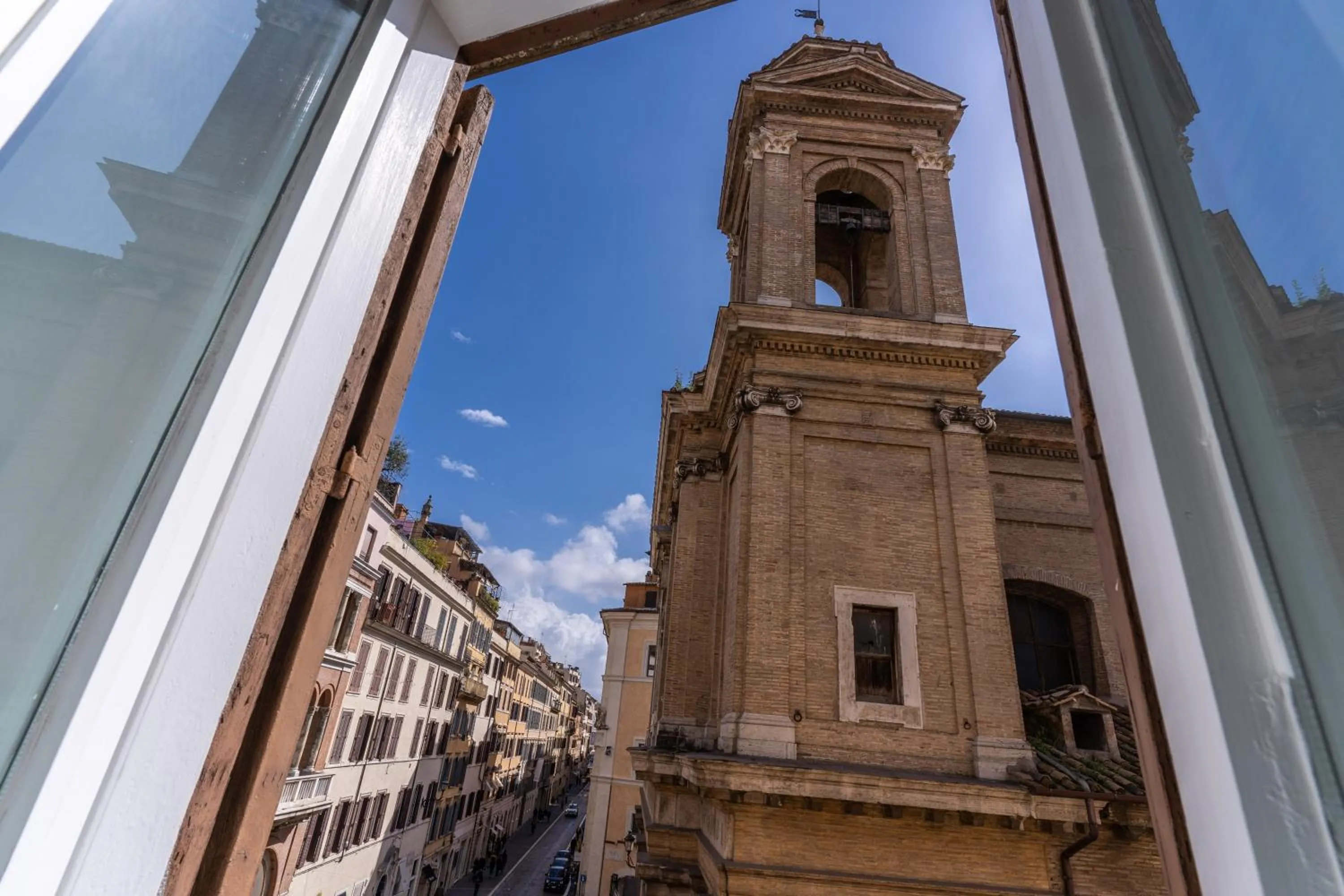 City view in Baboon Room