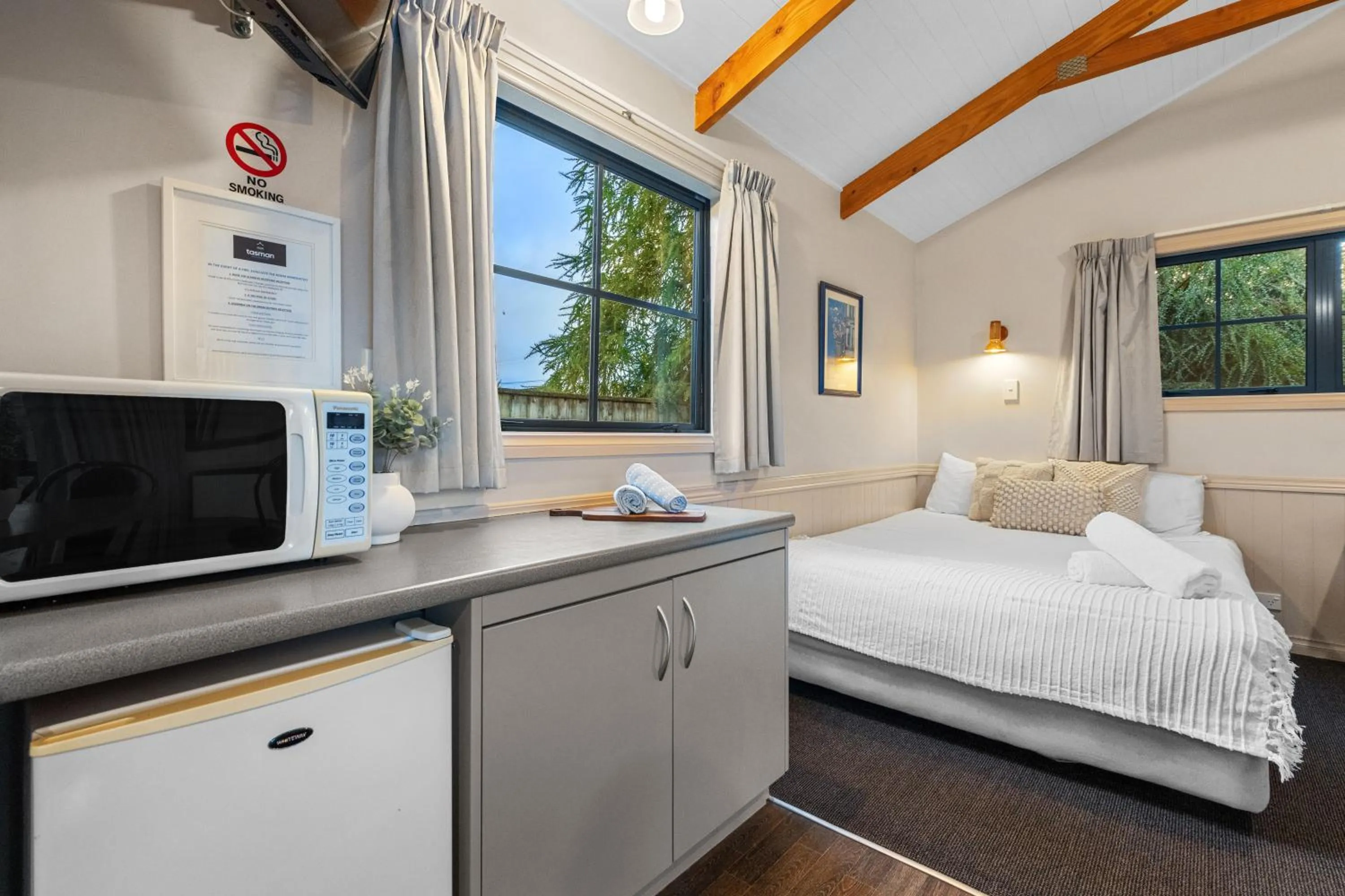 Bed in Tasman Holiday Parks - Te Anau