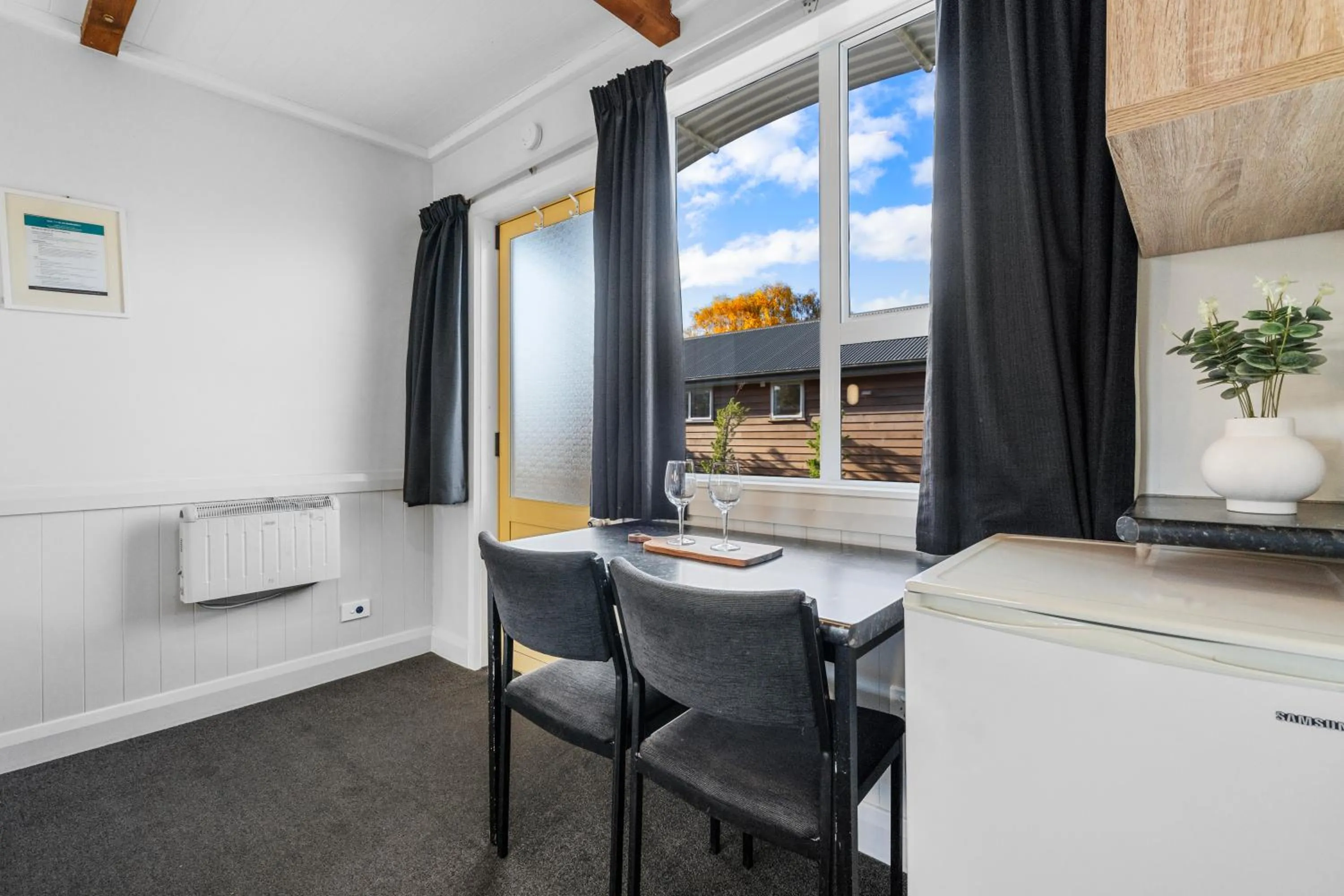 Dining area in Tasman Holiday Parks - Te Anau