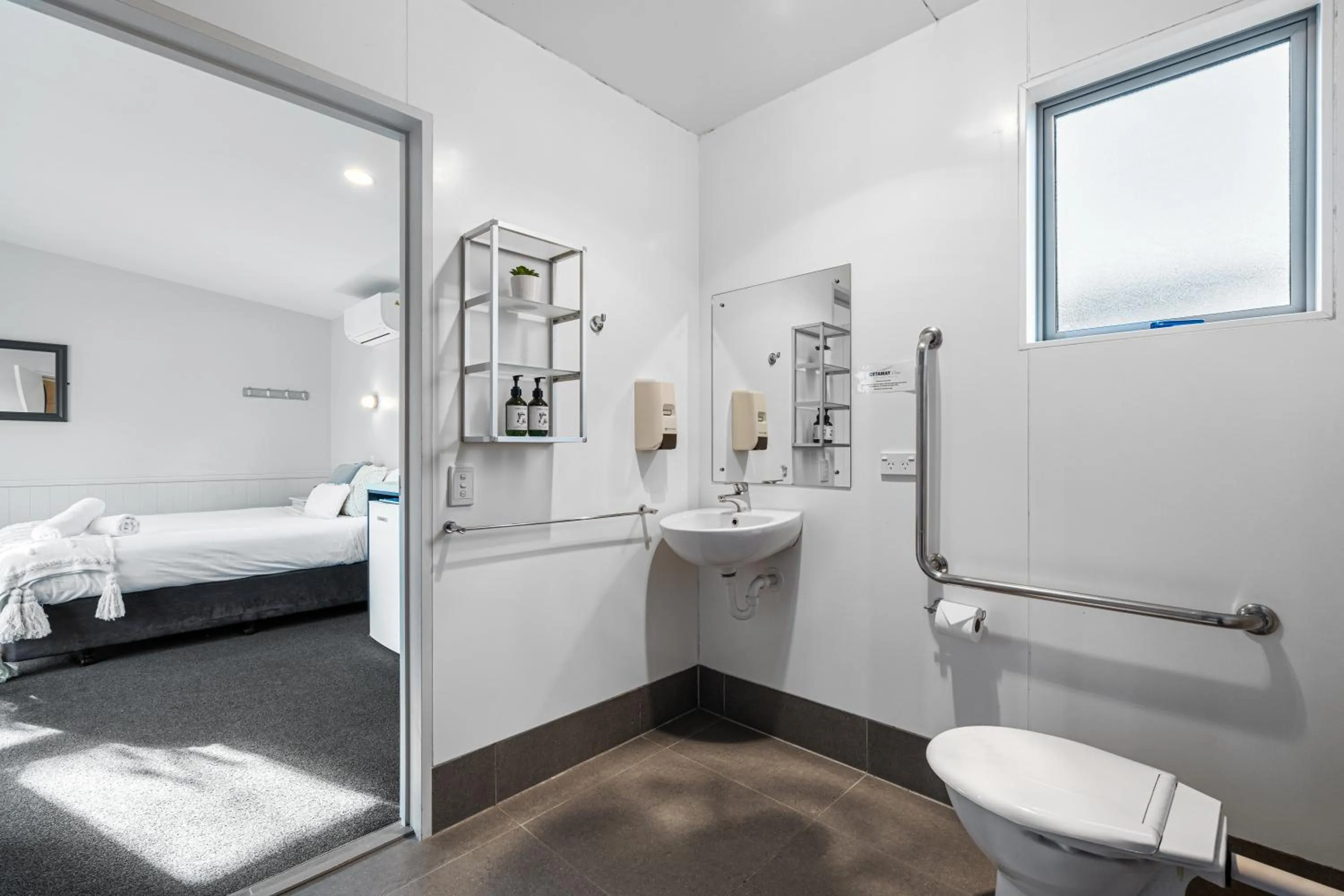 Bed in Tasman Holiday Parks - Te Anau