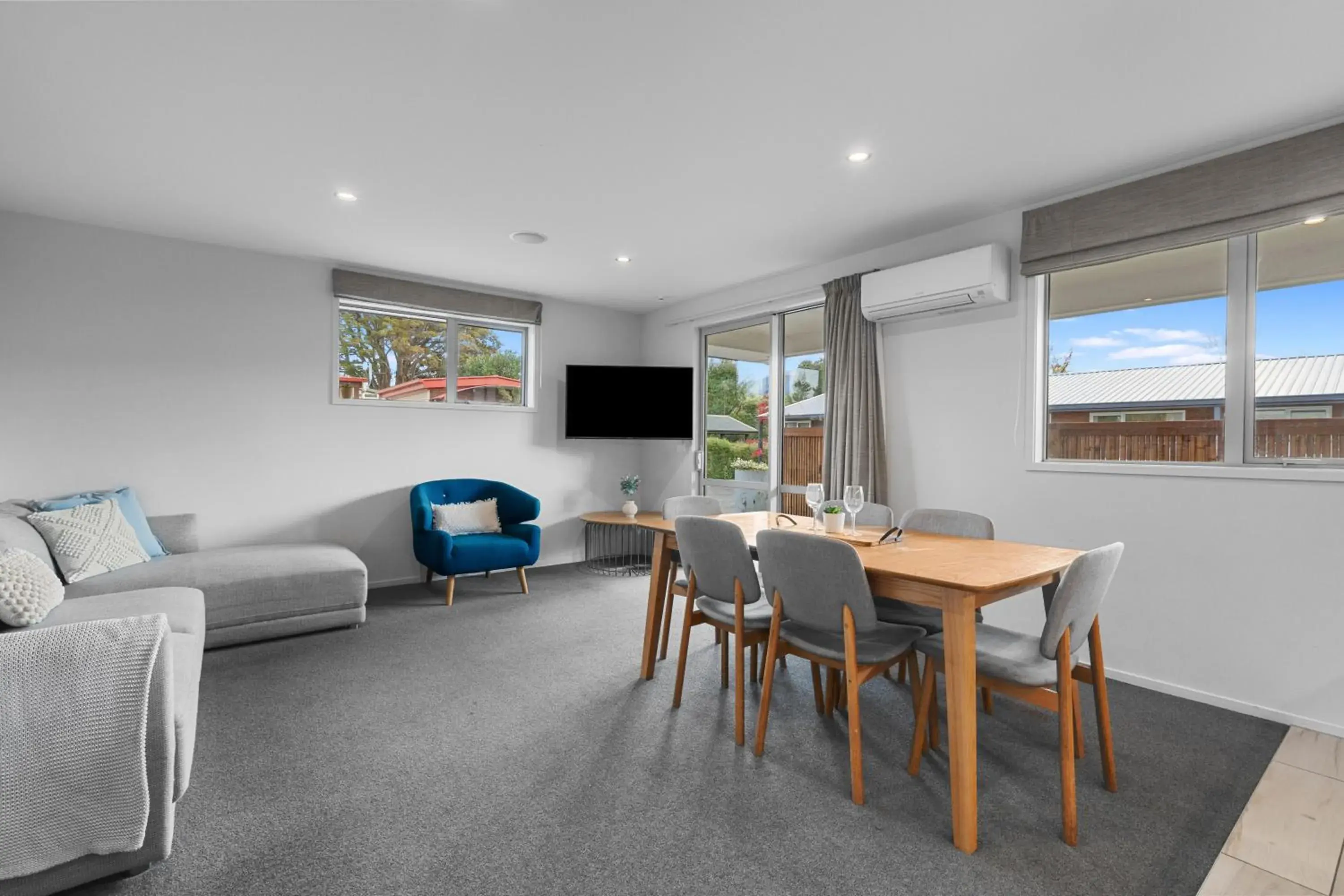 Deluxe Three-Bedroom Apartment in Tasman Holiday Parks - Te Anau Deluxe Three-Bedroom Apartment in Tasman Holiday Parks - Te Anau