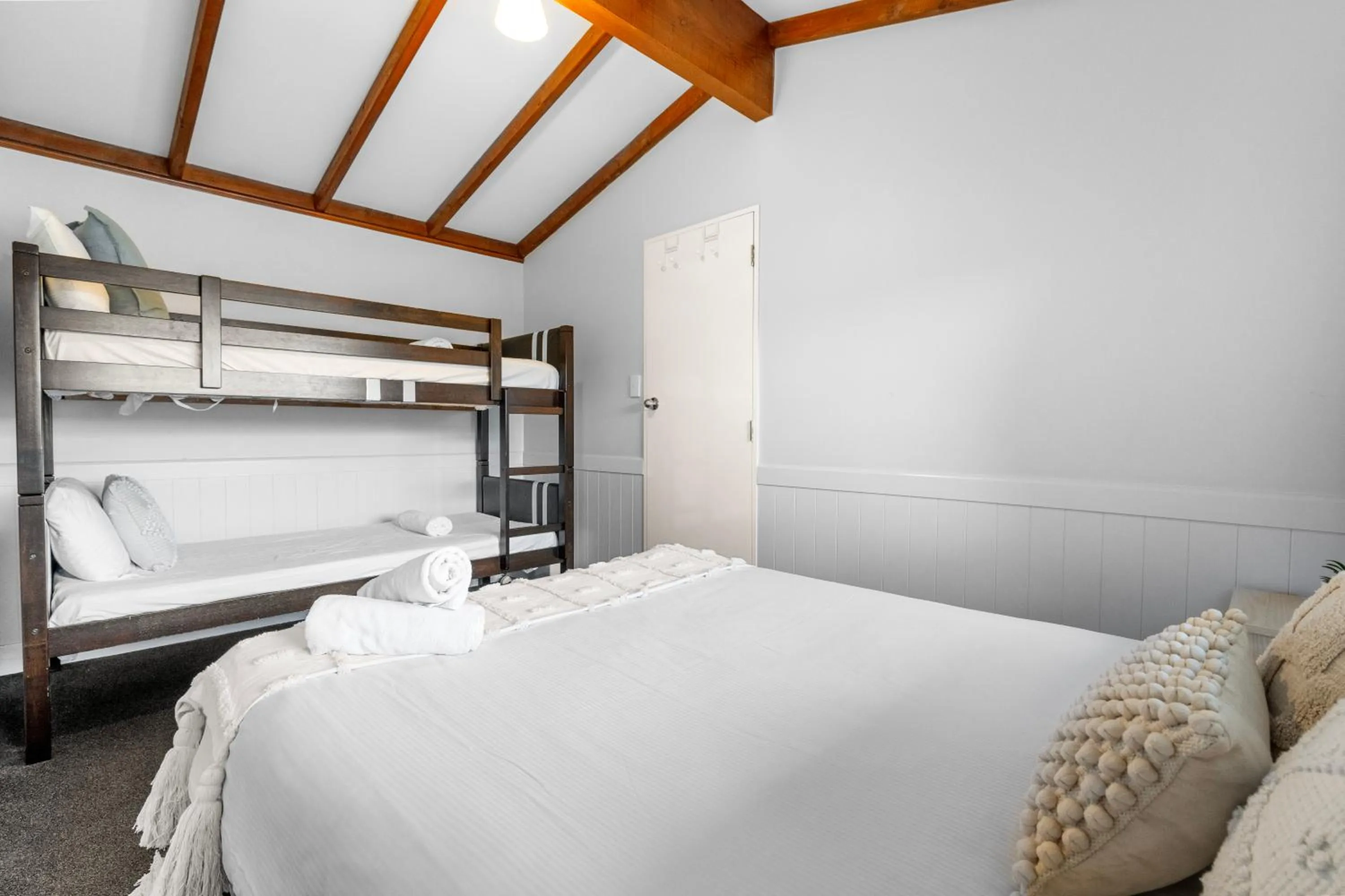 Bed in Tasman Holiday Parks - Te Anau