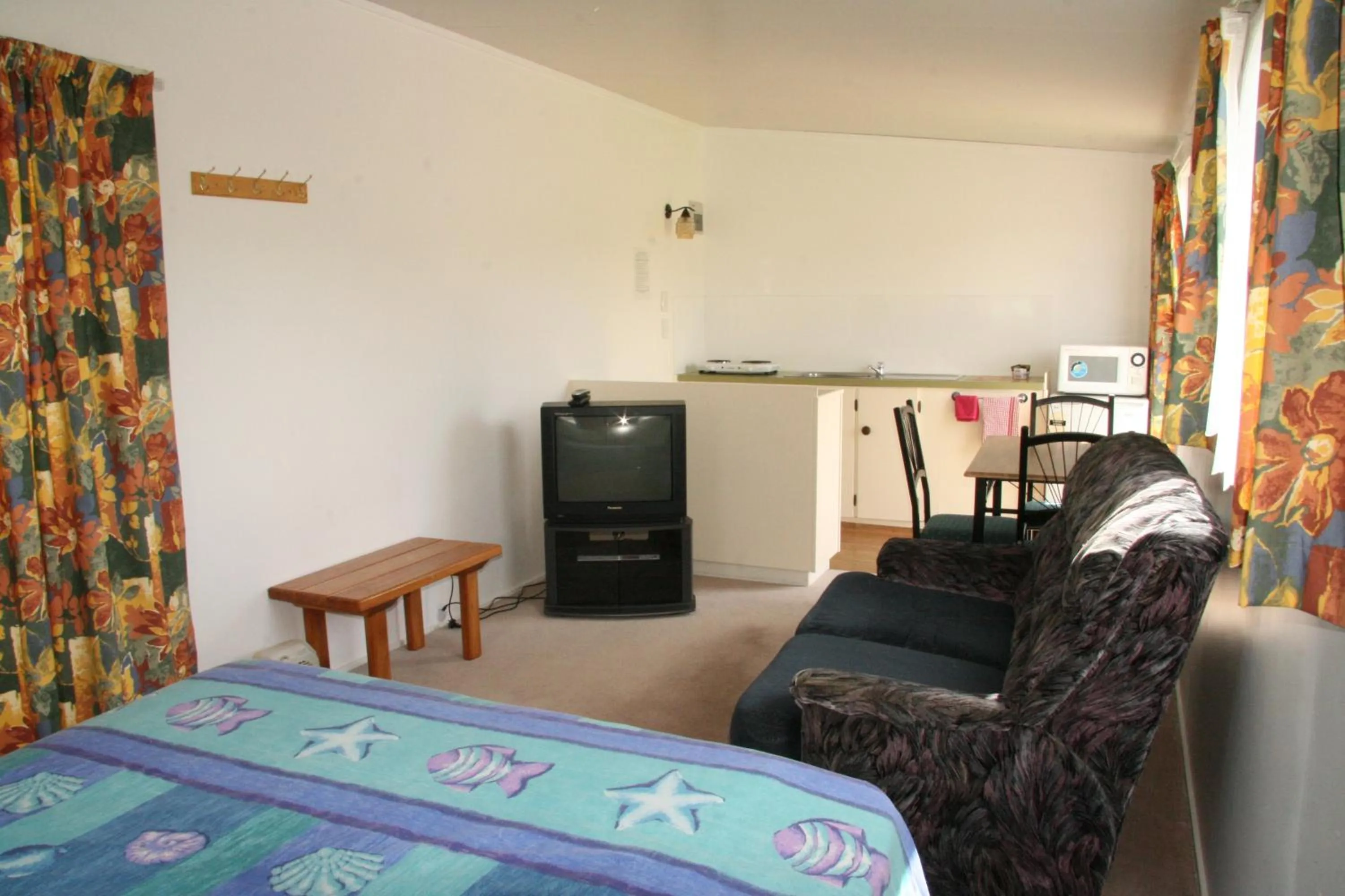 Bed in Whangarei Central Holiday Park