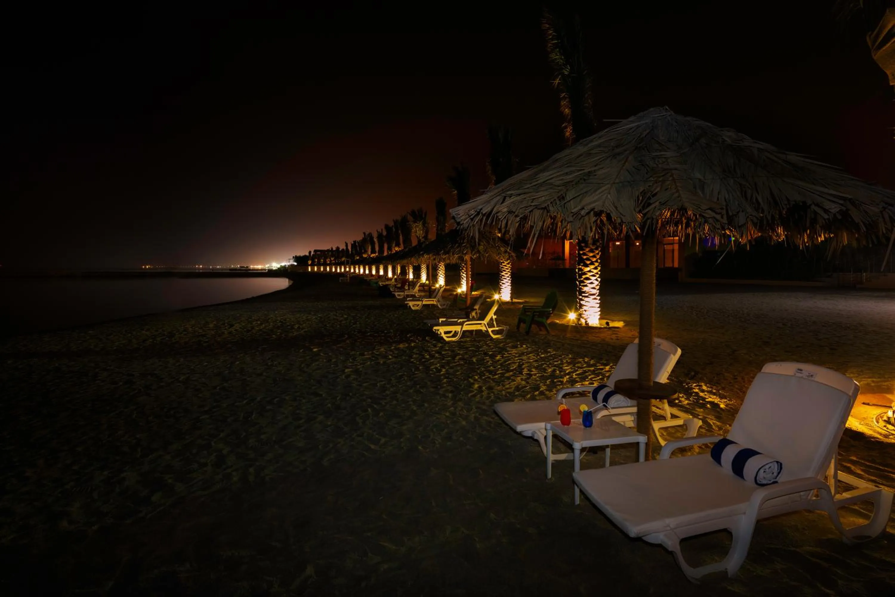 Beach in Jaw Resort & Spa