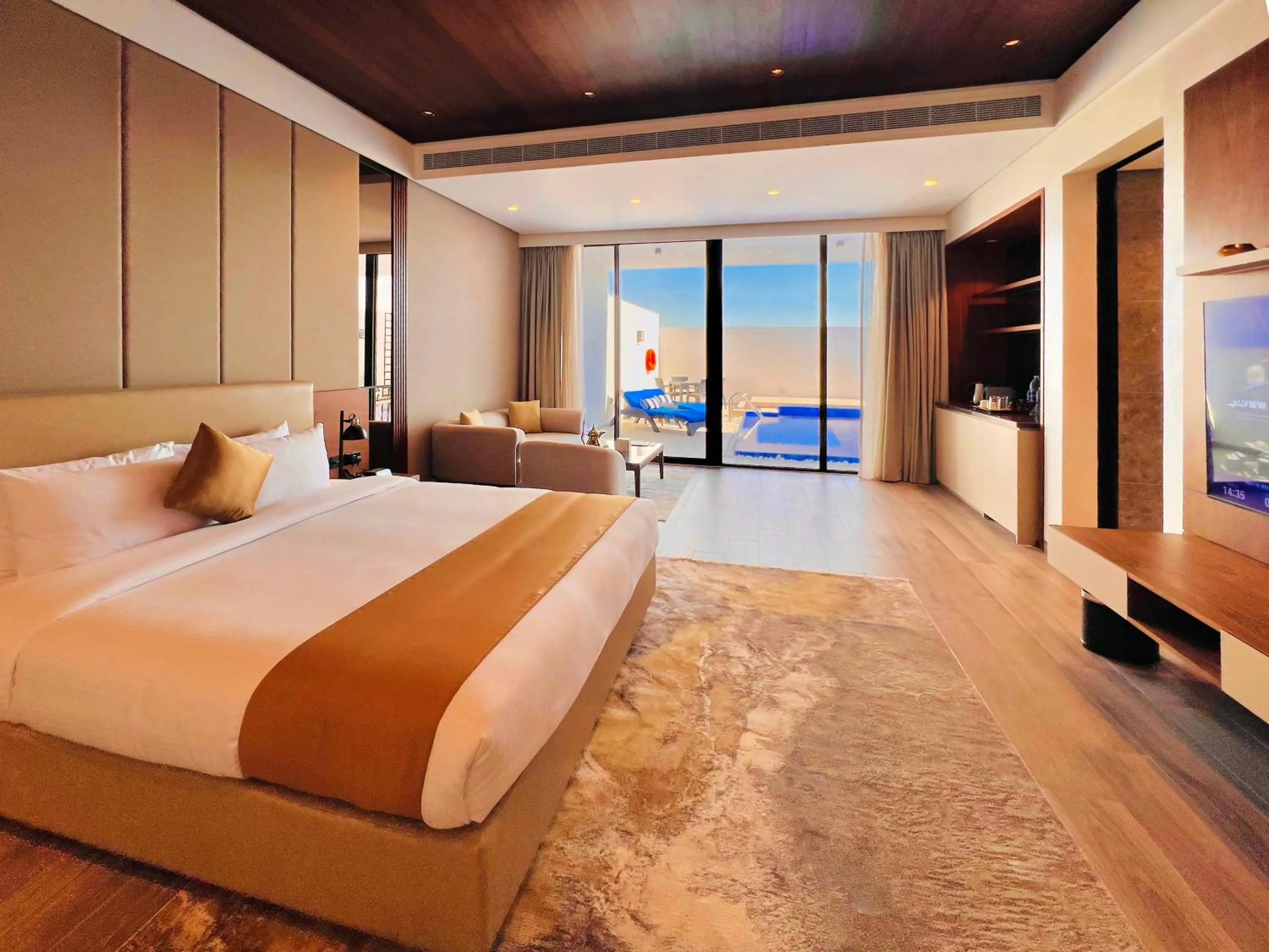 Bedroom, Bed in Jaw Resort & Spa