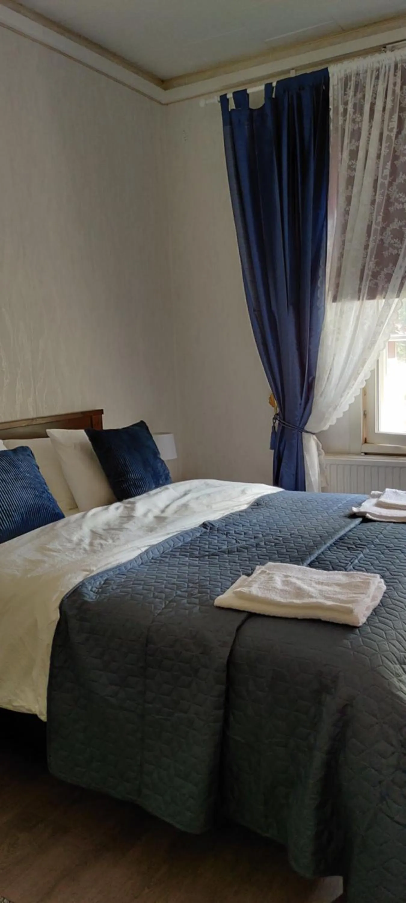 Photo of the whole room, Bed in Kartanomajoitus Sofia & Angelique