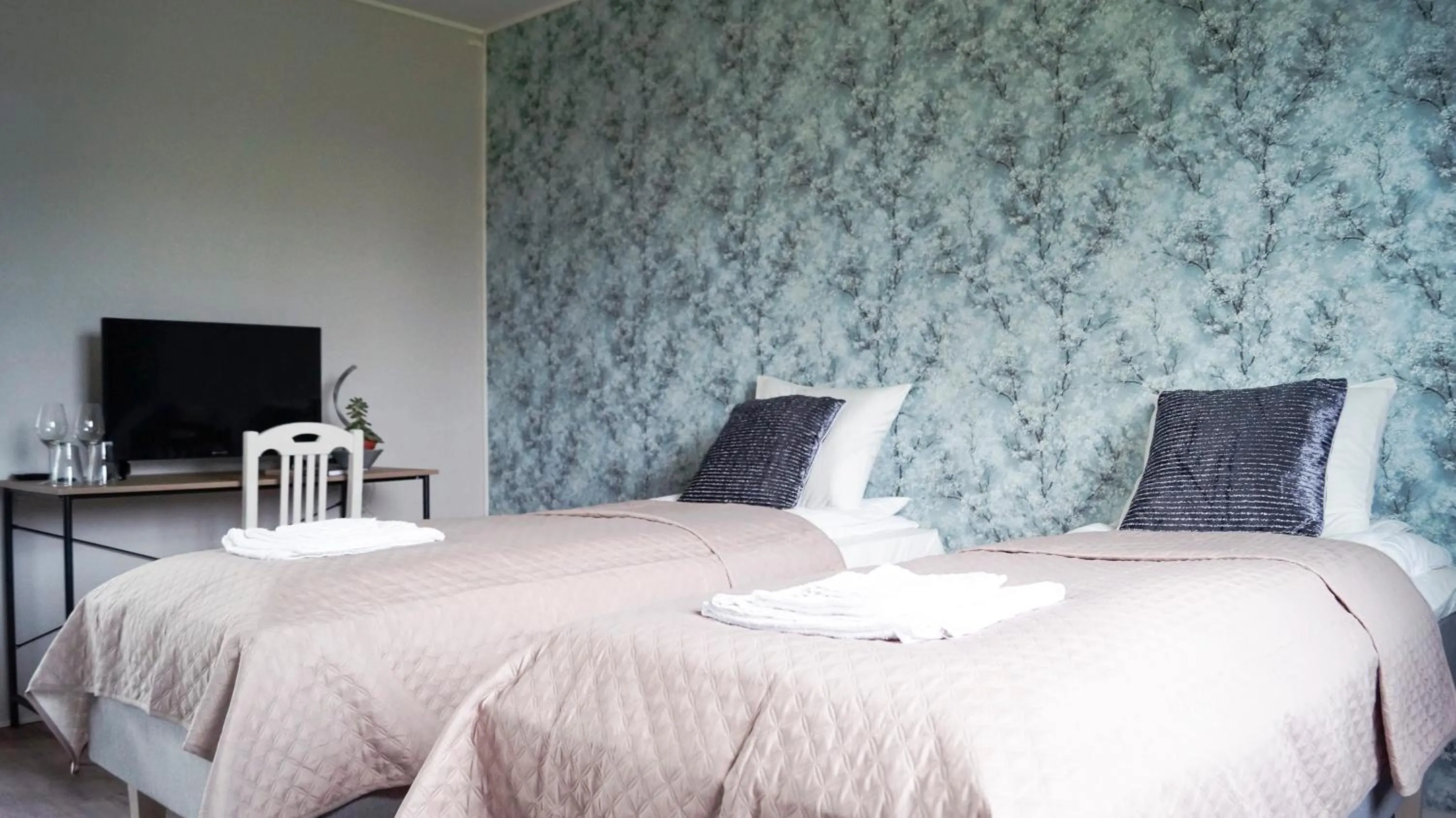 Photo of the whole room, Bed in Kartanomajoitus Sofia & Angelique