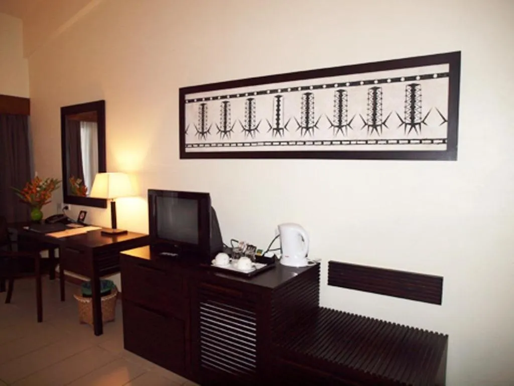 TV and multimedia in Solomon Kitano Mendana Hotel