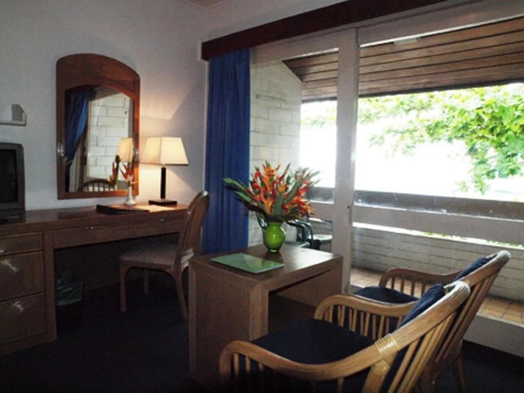 Seating area in Solomon Kitano Mendana Hotel