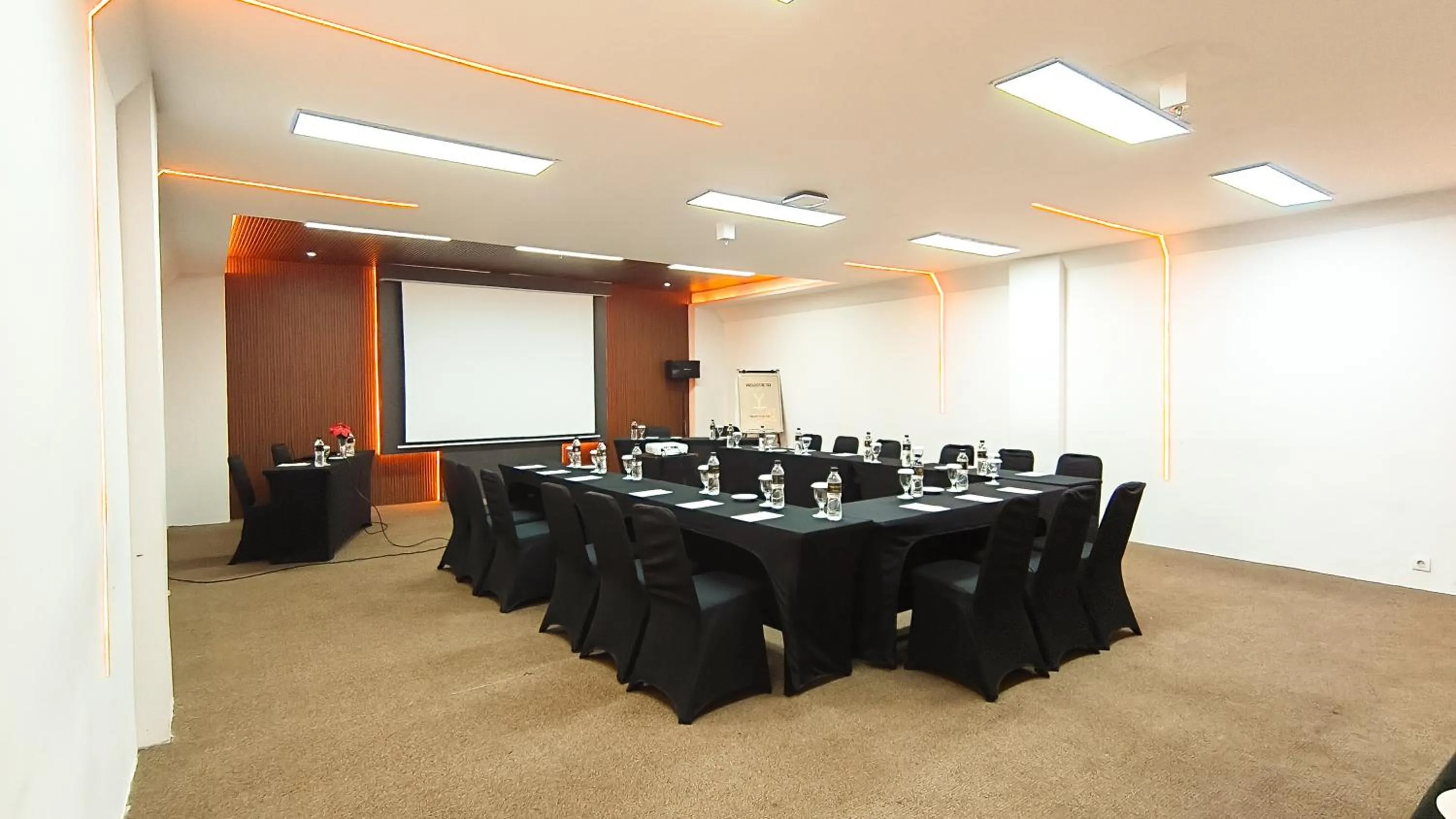 Meeting/conference room in Yasmin Hotel Karawaci
