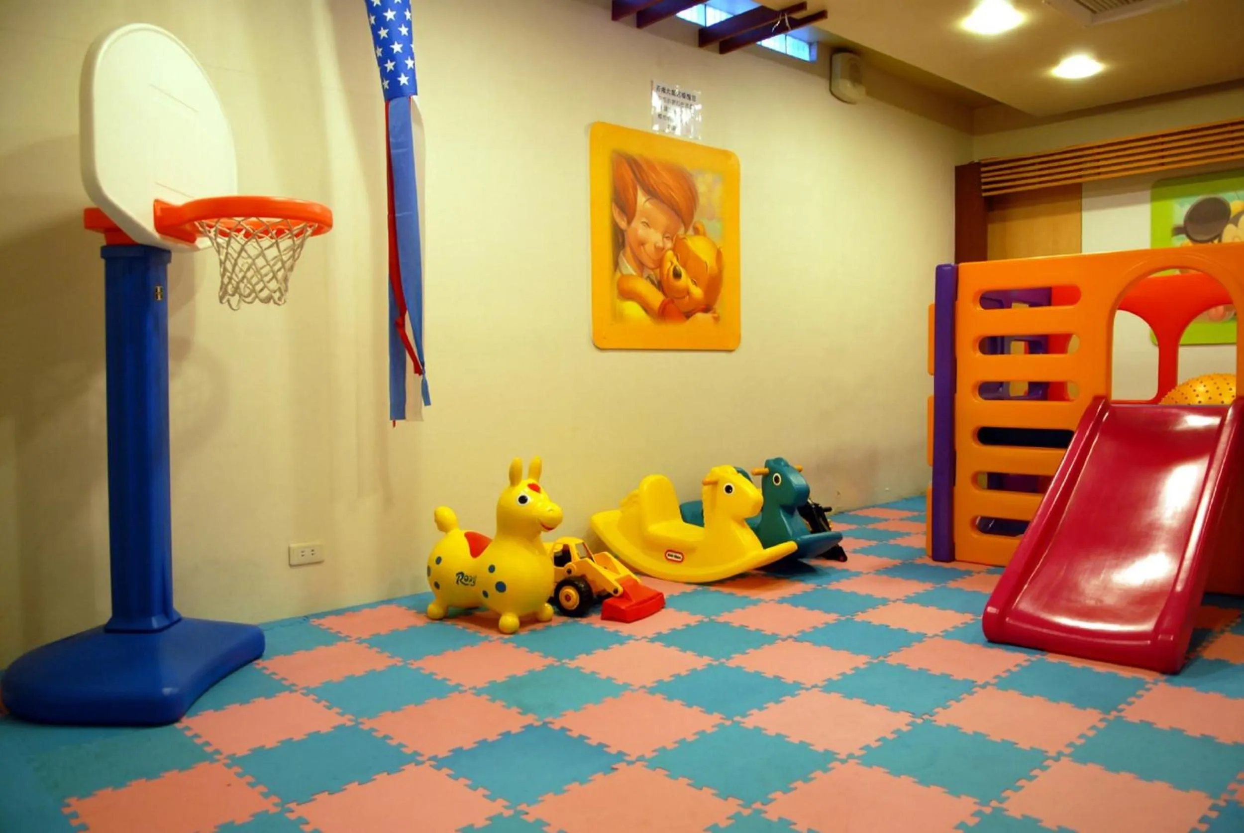 Children play ground in Tian Long Hotel