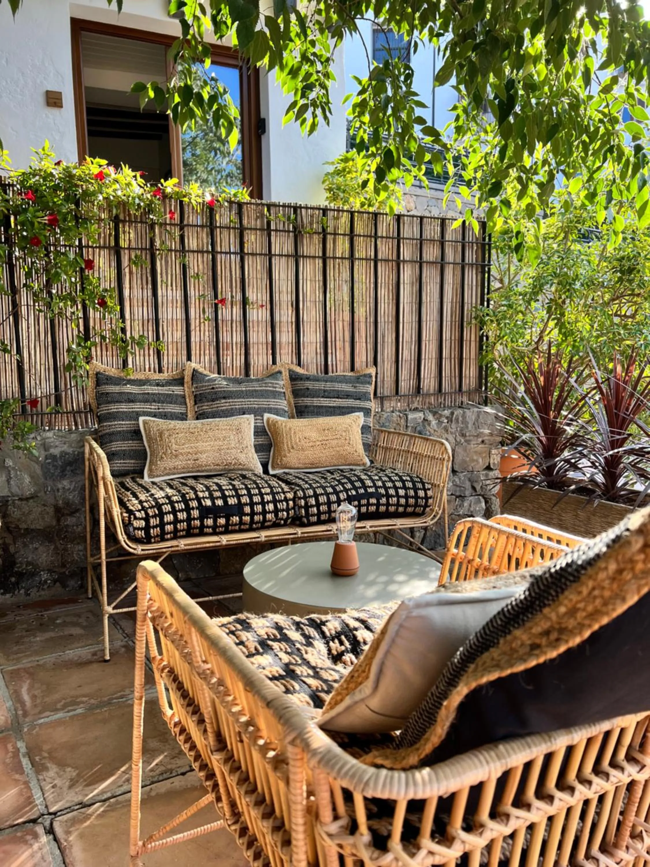 Restaurant/places to eat in Hostal del vino LA COSTERA