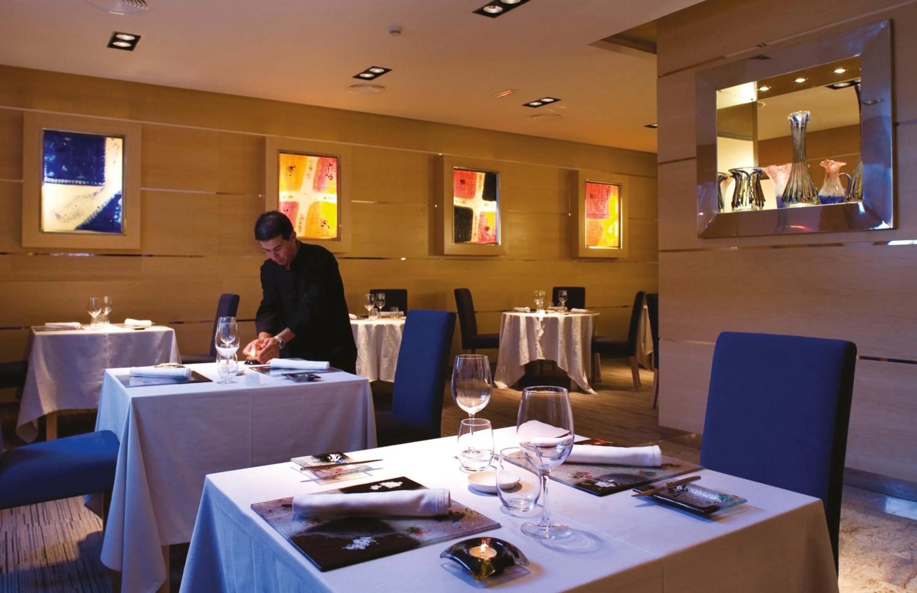 Restaurant/places to eat in Hotel Riu Palace Tres Islas