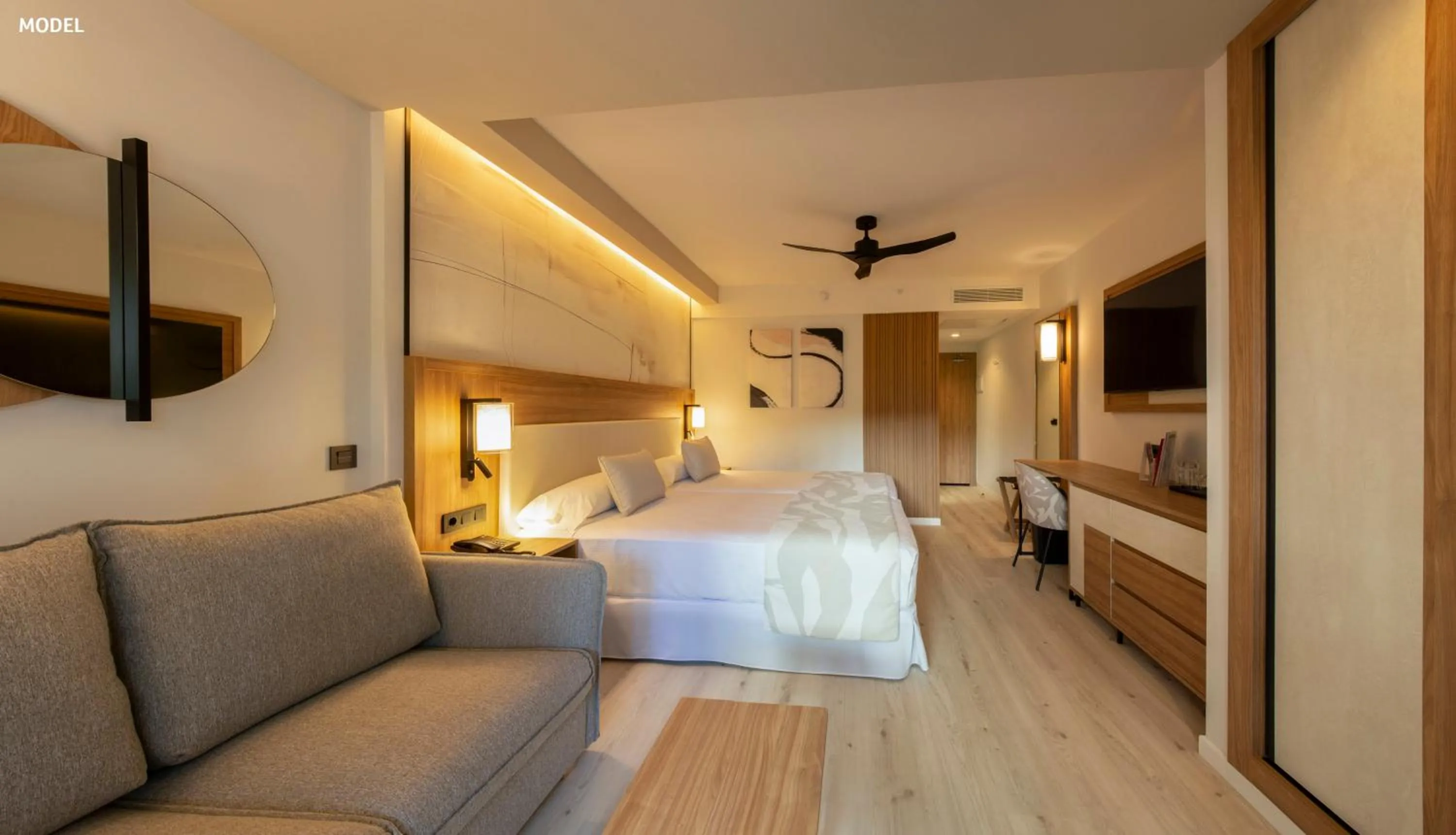 Bedroom, Bed in Hotel Riu Palace Nautilus - Adults Only