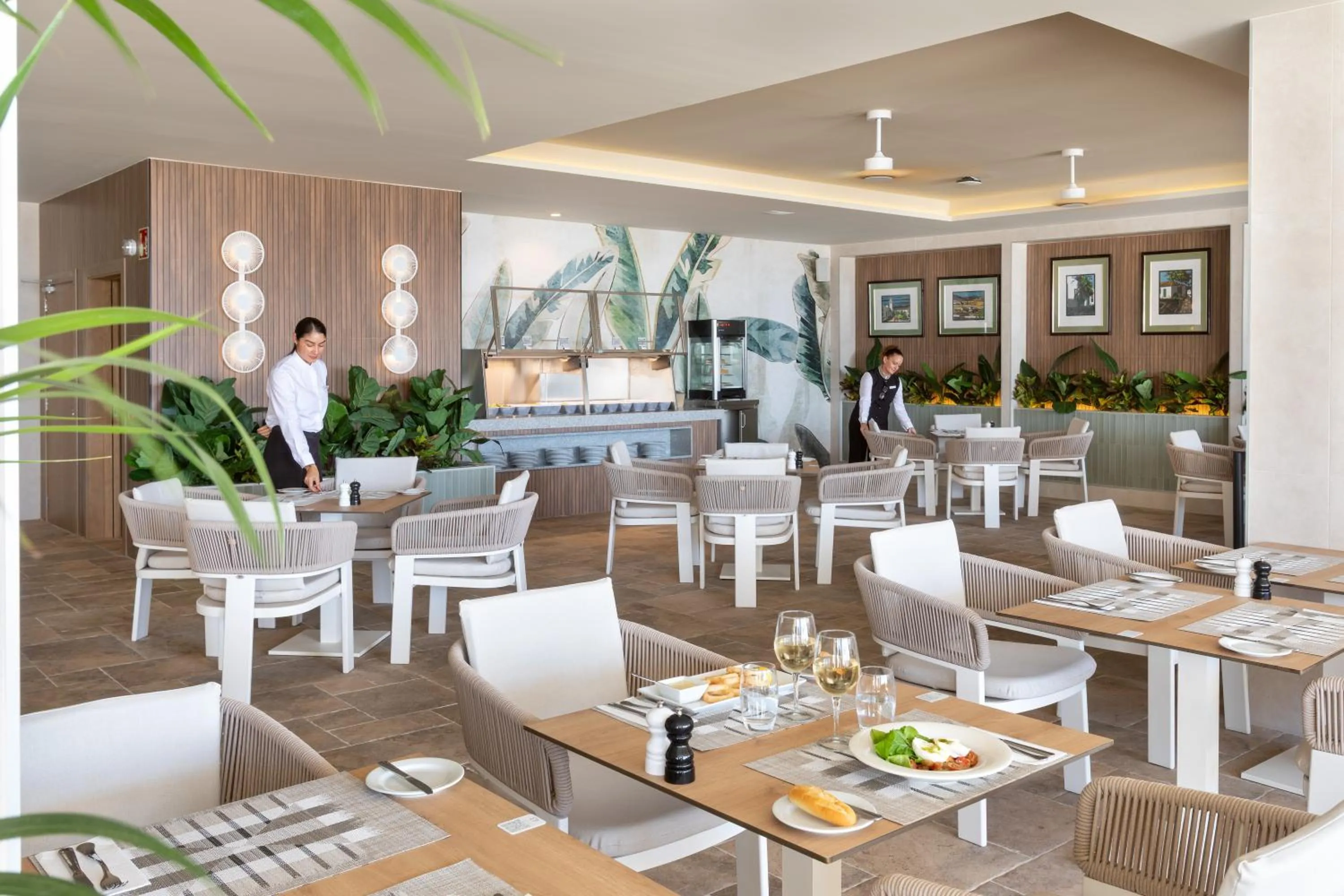 Dining area in Hotel Riu Palace Calypso - Adults Only