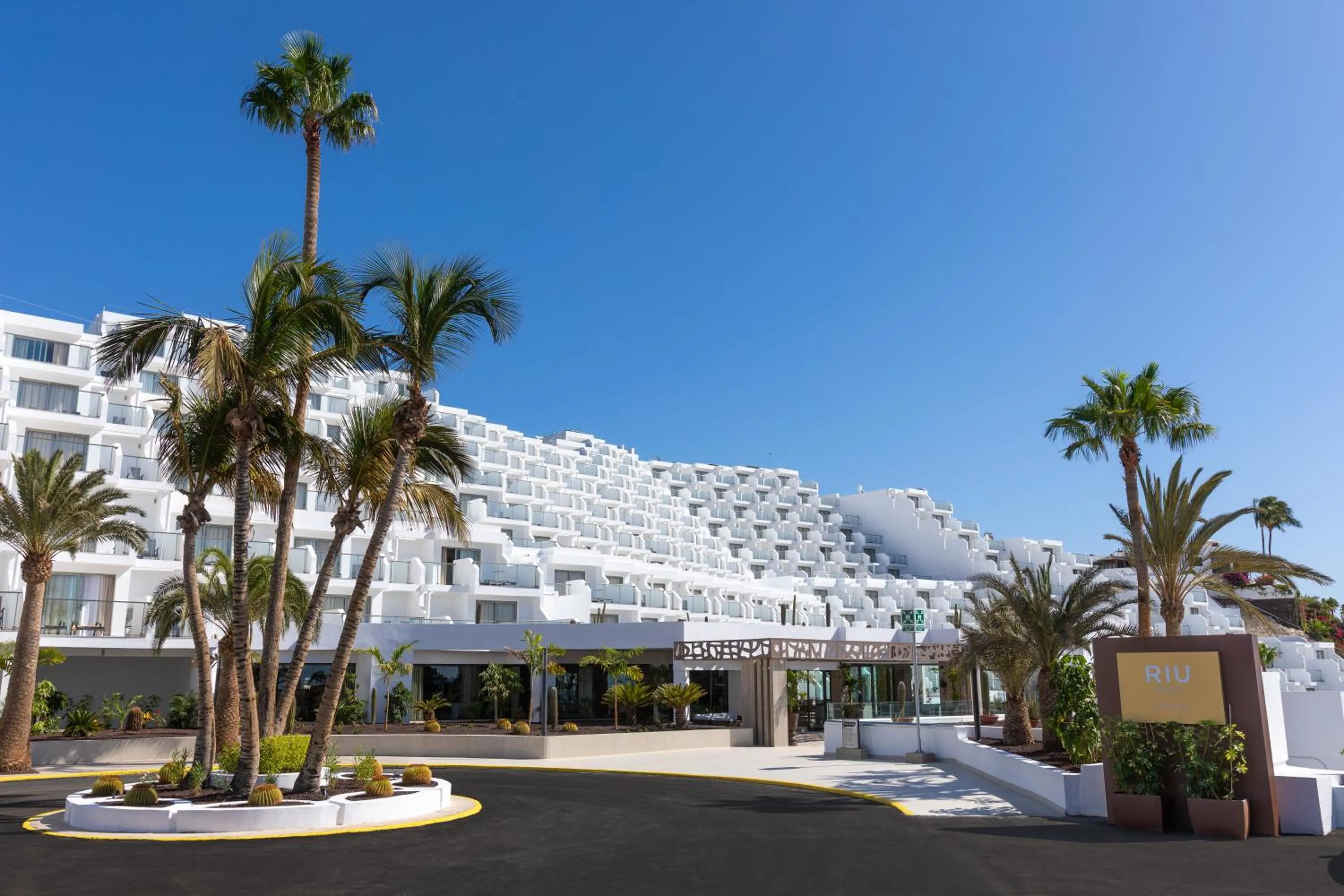 Property building in Hotel Riu Palace Calypso - Adults Only